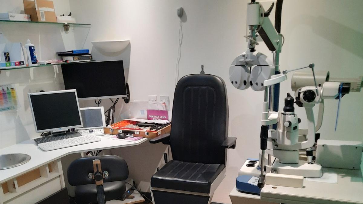 Vision Express Opticians - London - Edgware