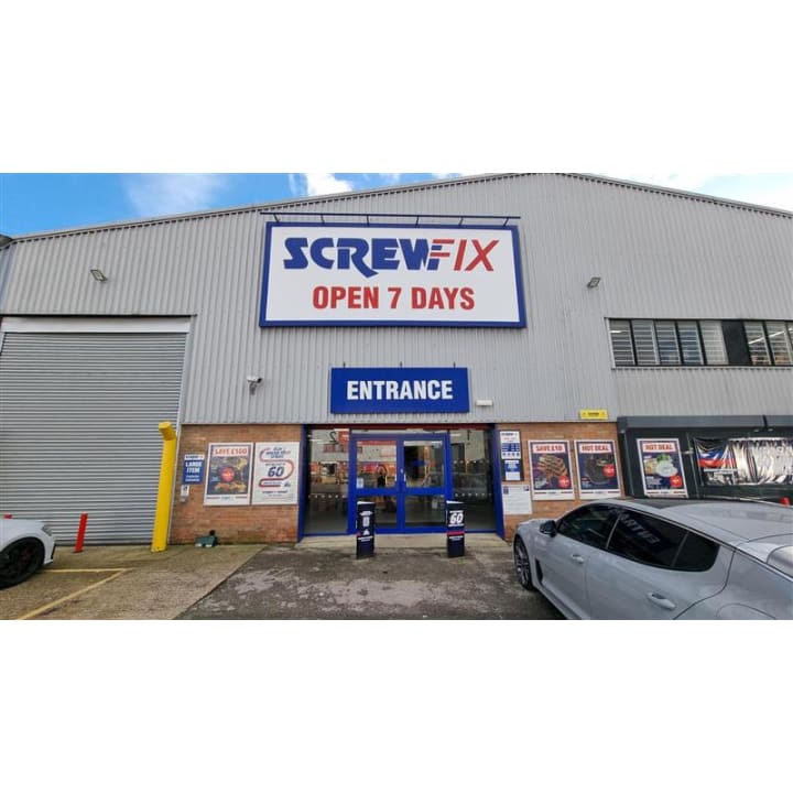 Screwfix Park Royal