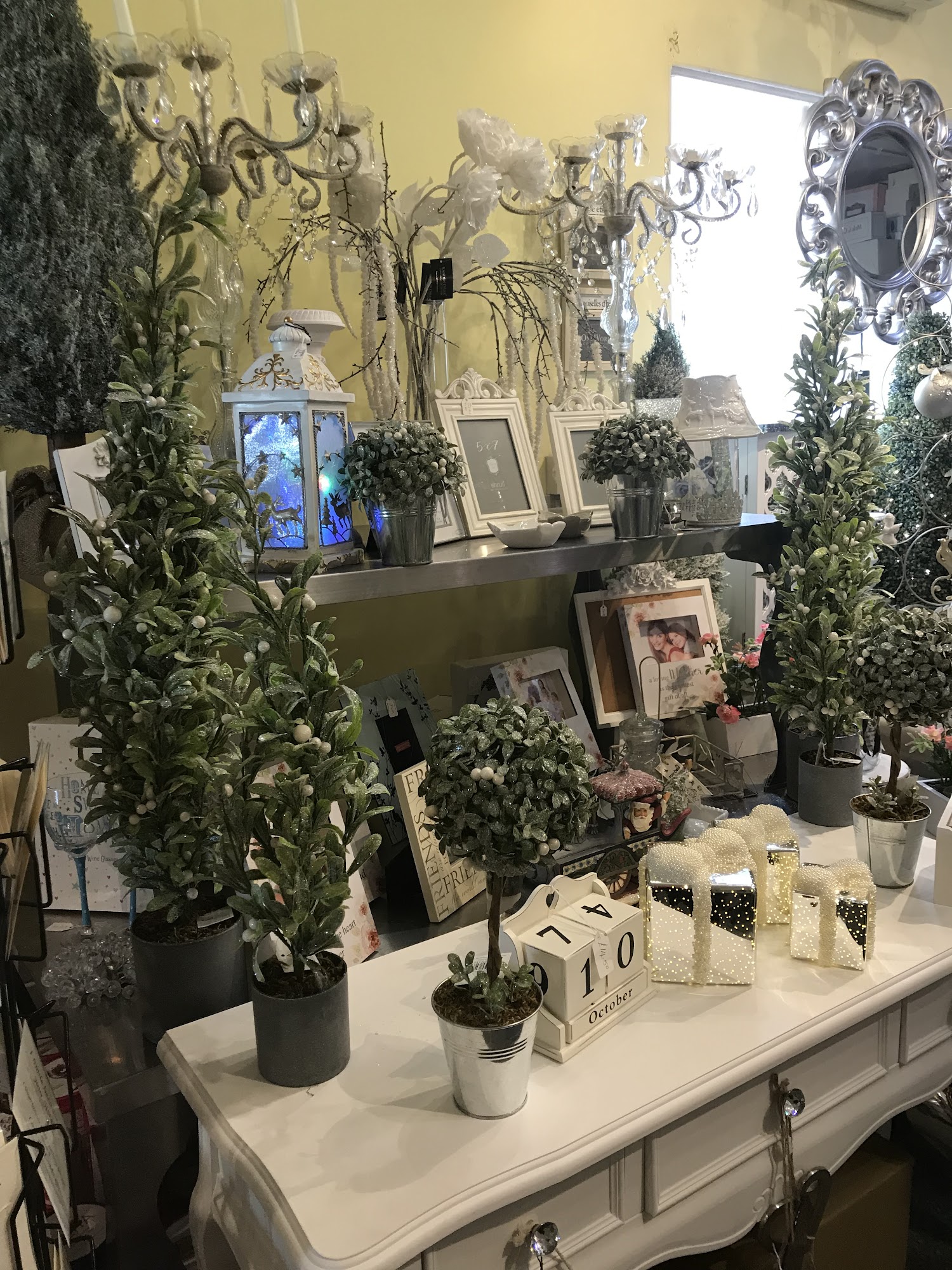 Finesse gift shop