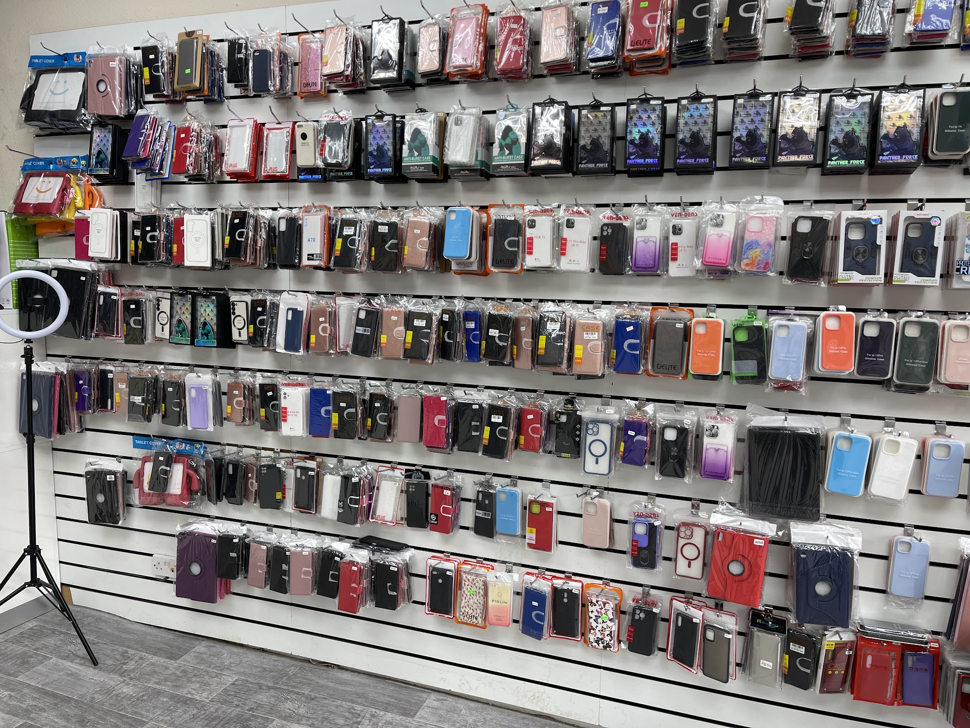 RS MOBILE & VAPE - PHONE SHOP Wigan