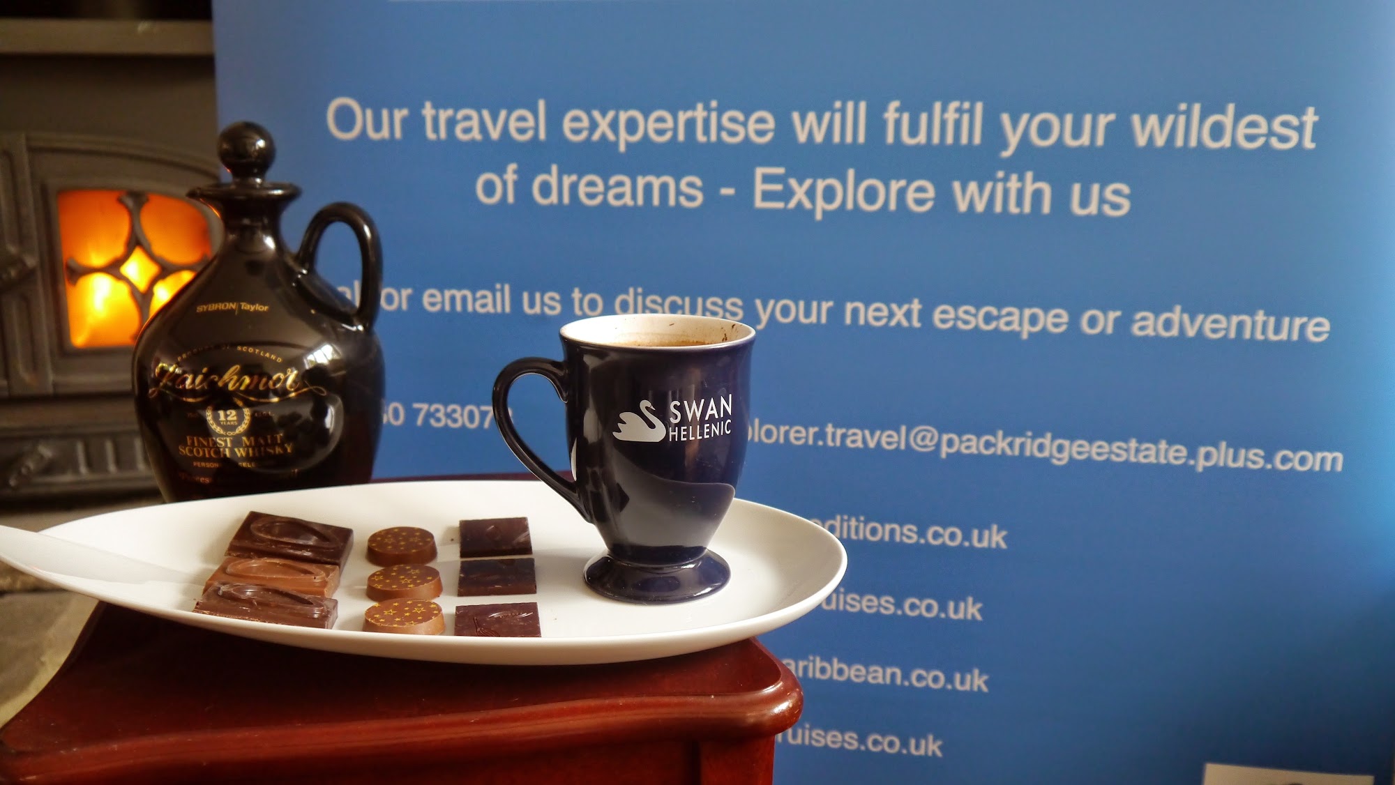 The Explorer Travel Lounge