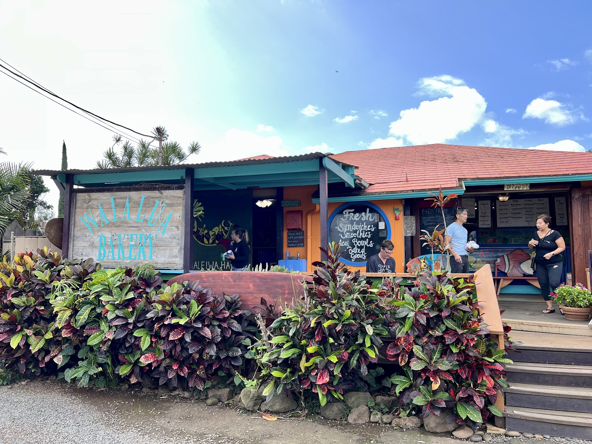 Waialua Bakery & Juice Bar