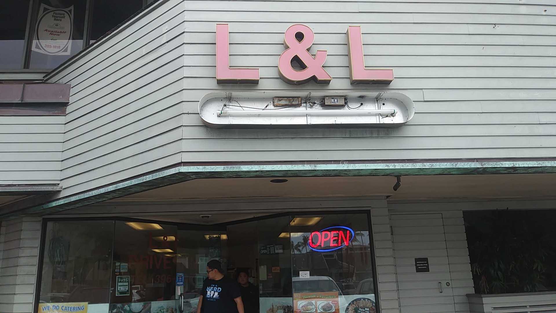 L&L Hawaiian Barbecue