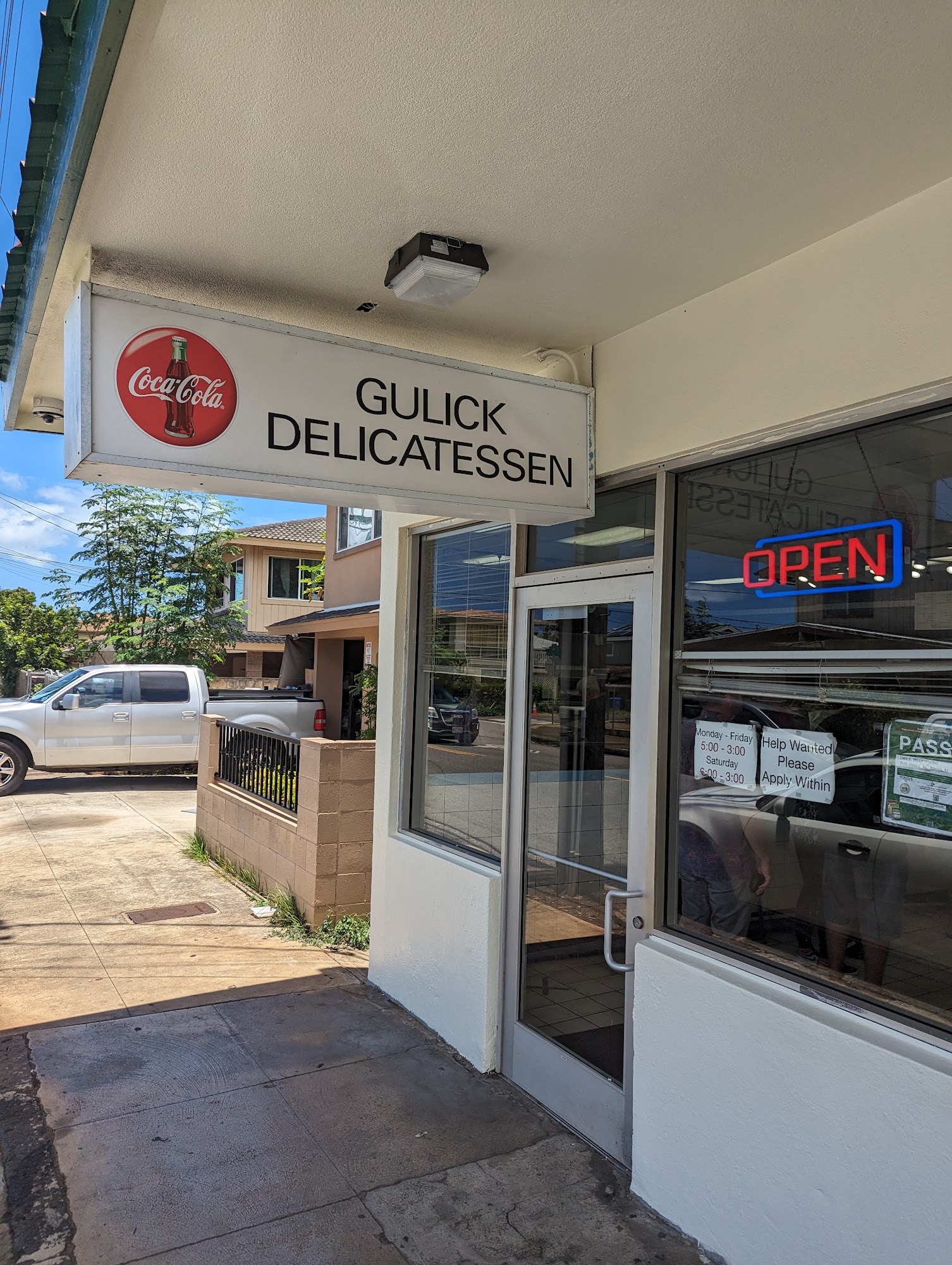 Gulick Delicatessen Kalihi