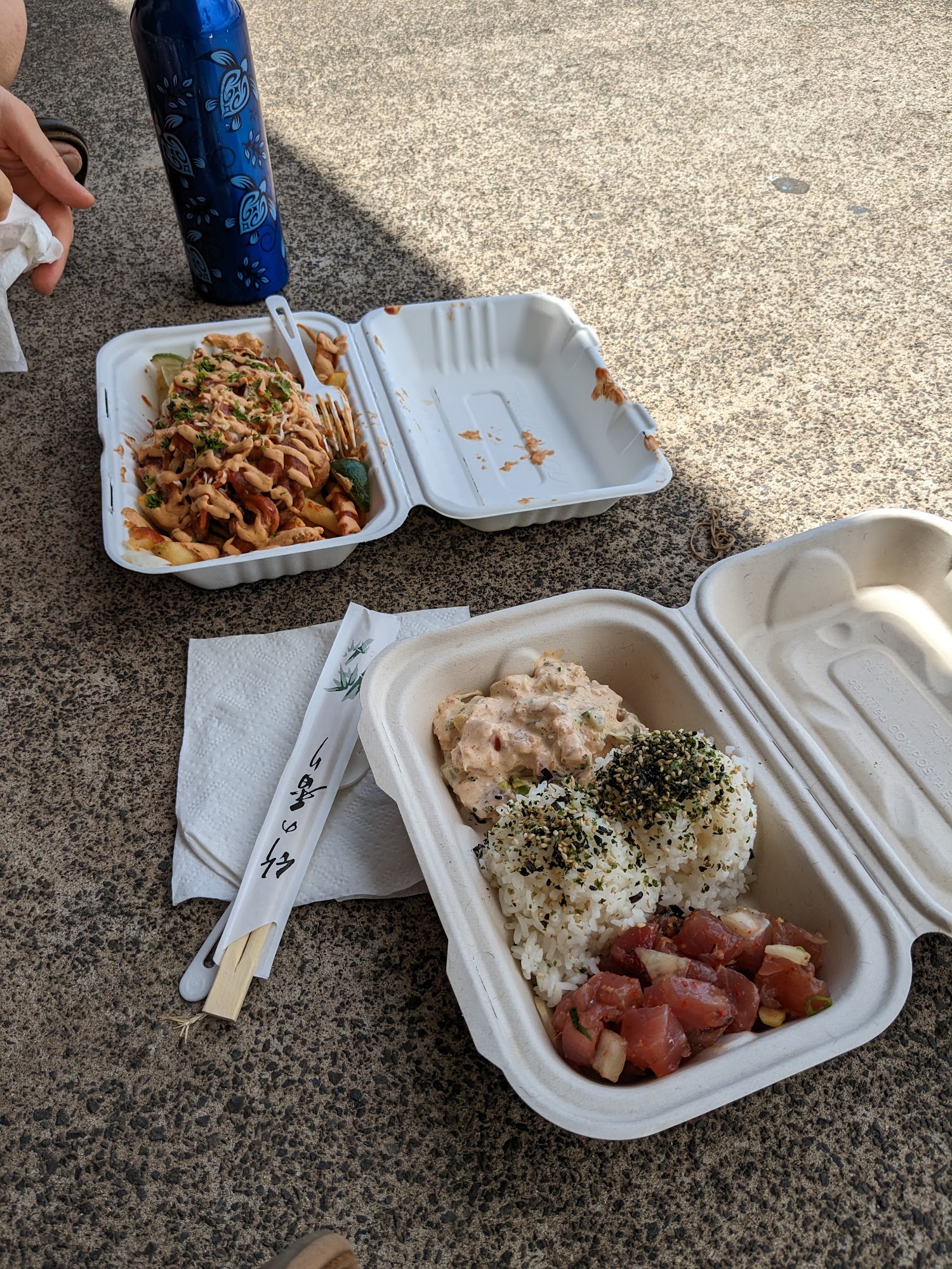 Oki's Seafood Corner Foodland