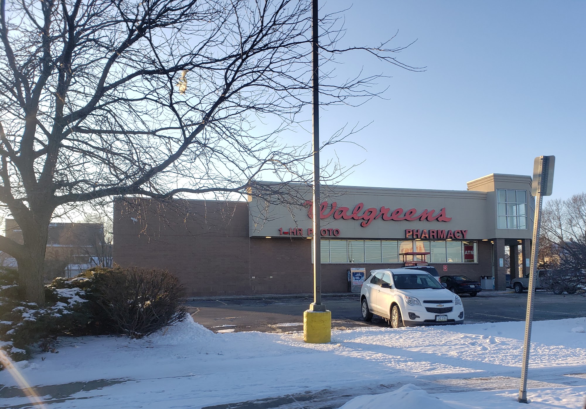 WALGREENS - 806 S 4th St, Clinton IA - Hours, Directions, Reviews ...