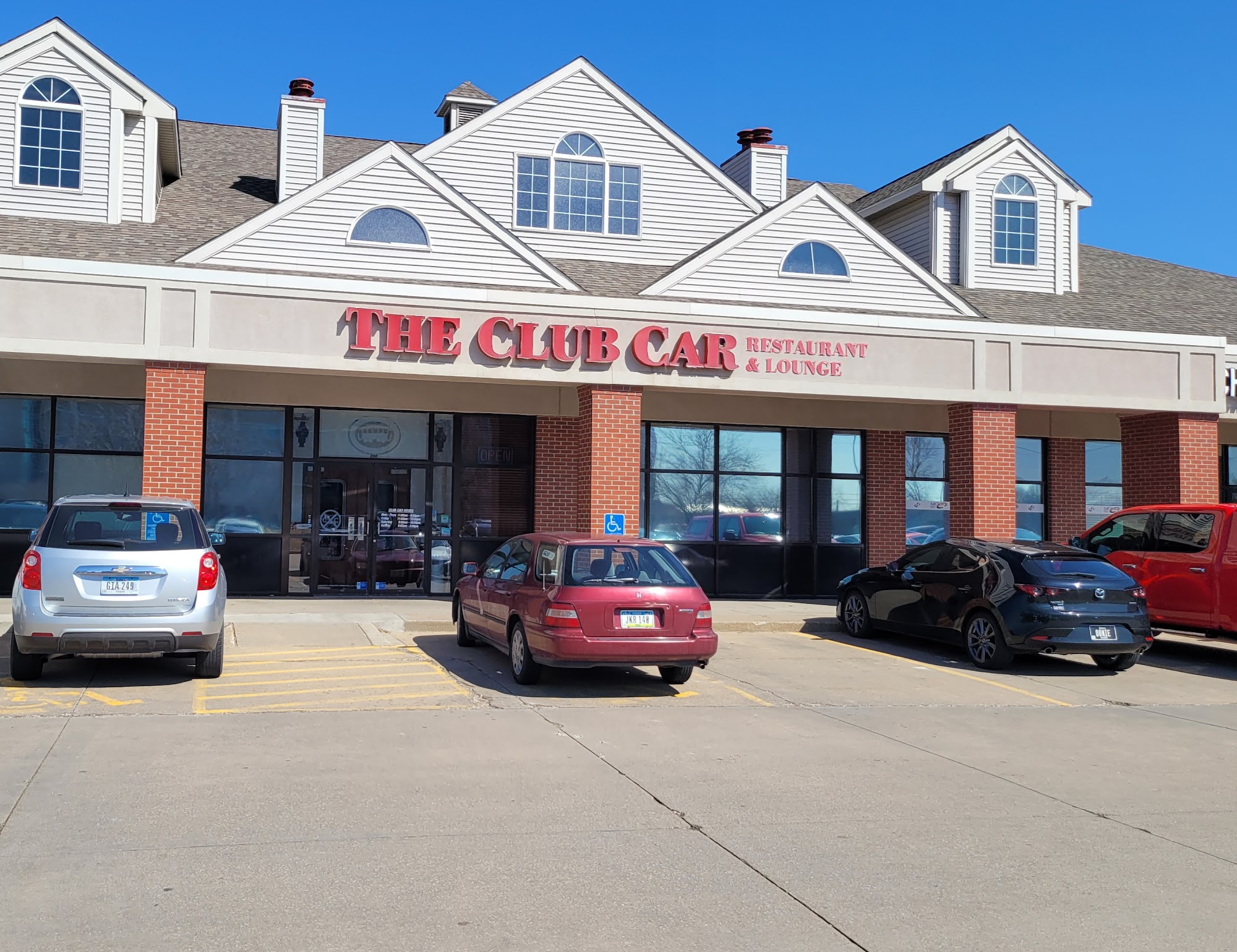 Club Car Restaurant & Lounge- Clive