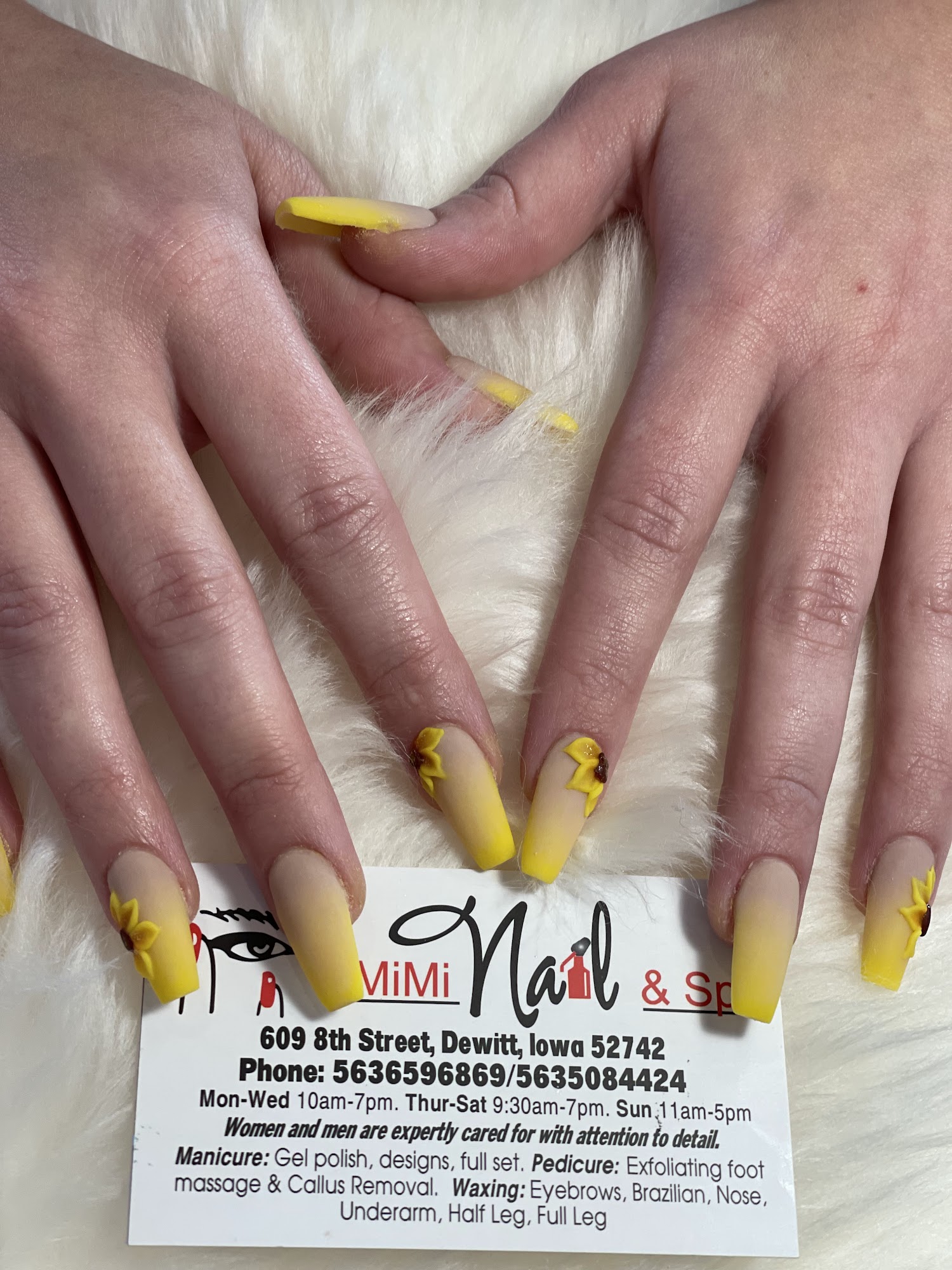 Mimi nail and spa 910 6th Ave, DeWitt Iowa 52742