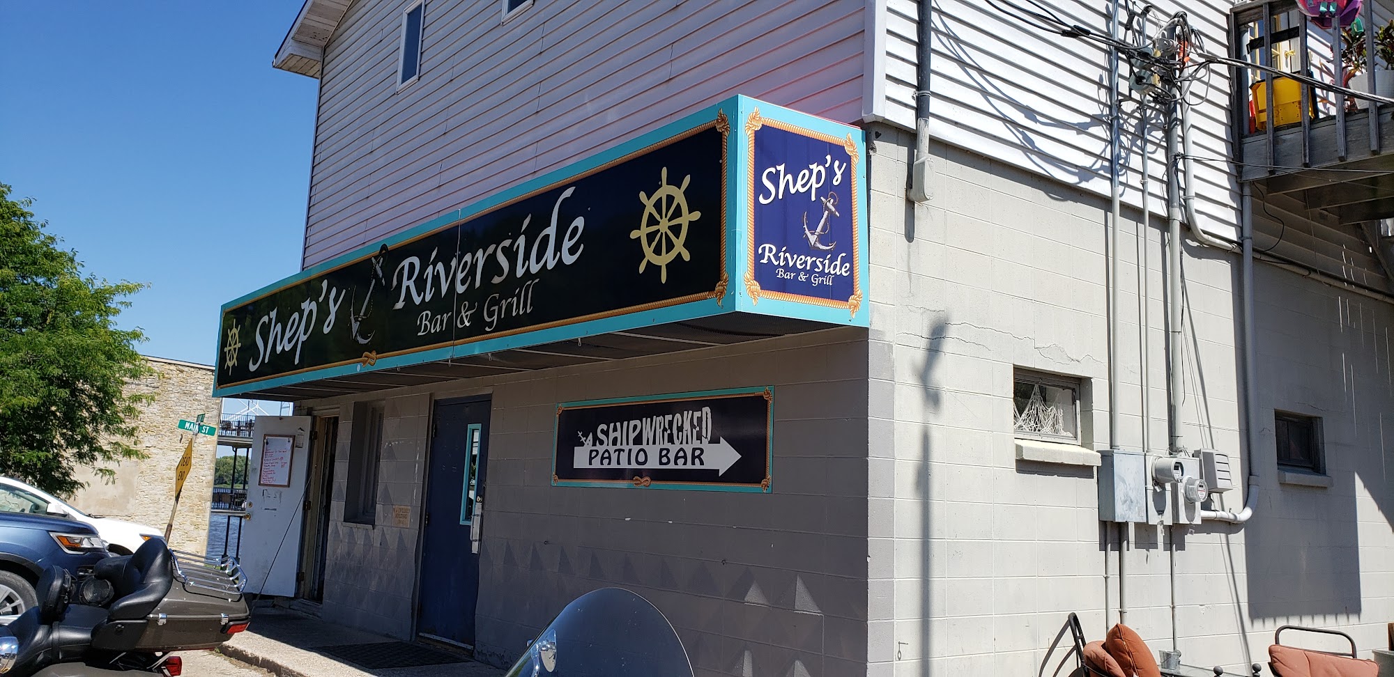 Shep's Riverside Bar and Grill