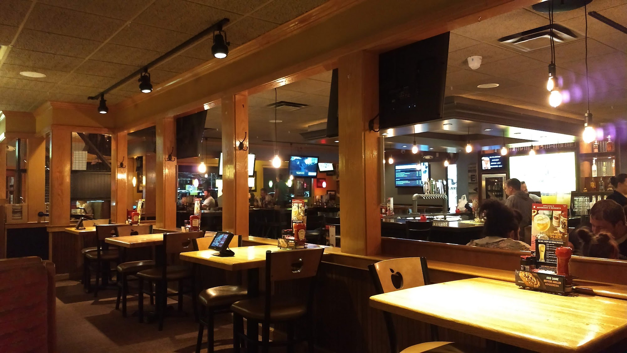 Applebee's Grill + Bar