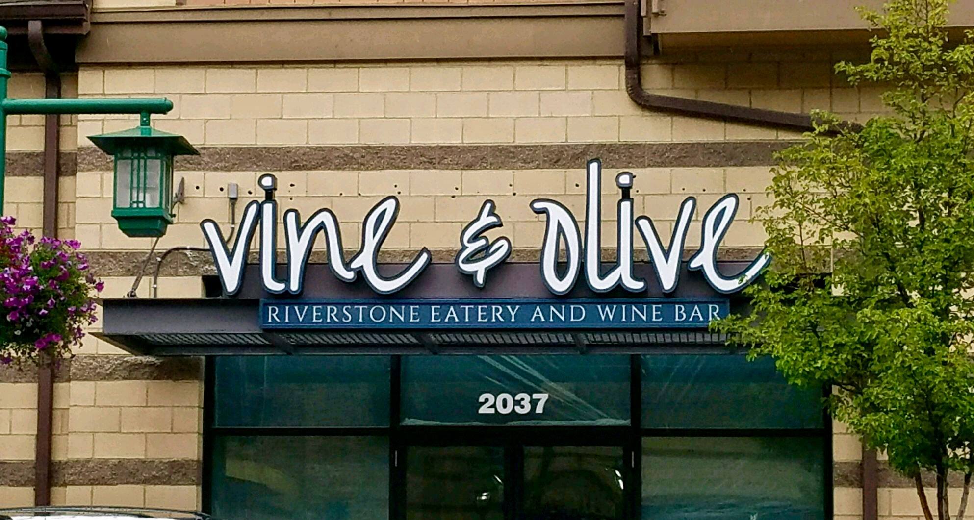 Vine and Olive Eatery and Wine Bar