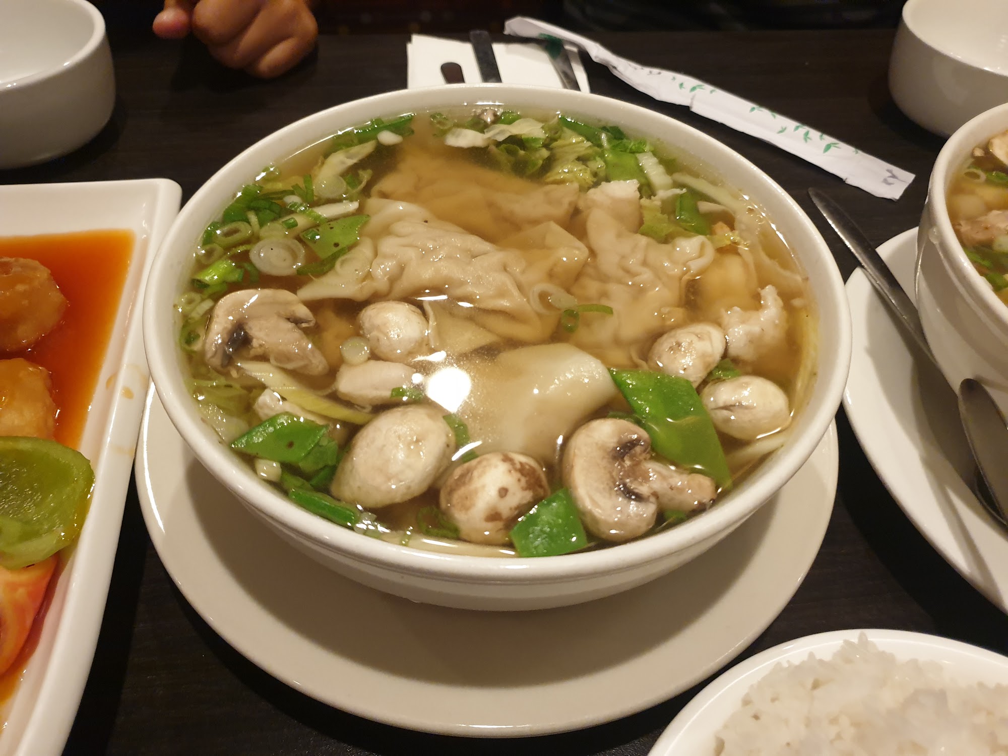 Yen Yen Restaurant(Yan Yan Chinese Cuisine)