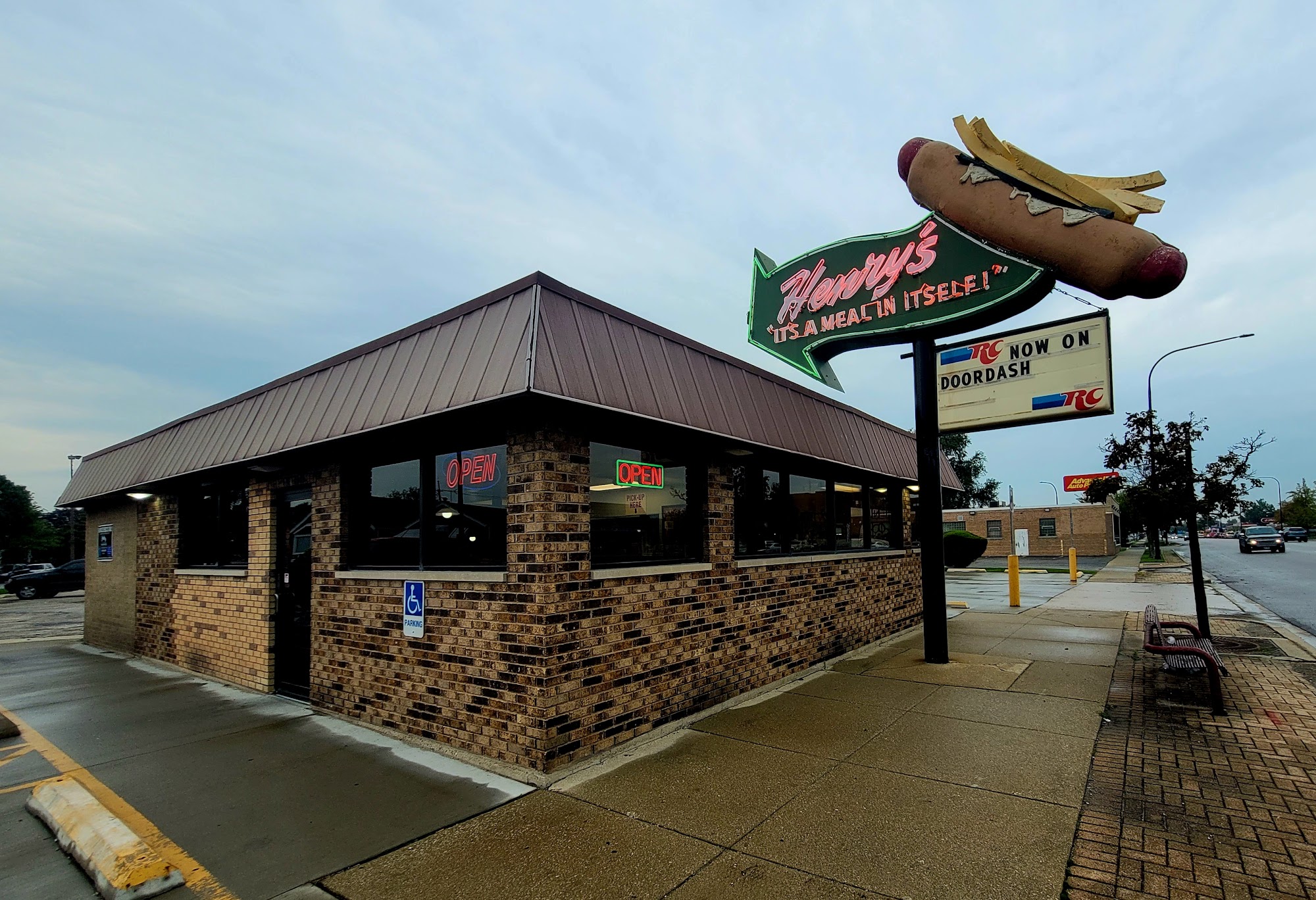 Henry's Drive-In