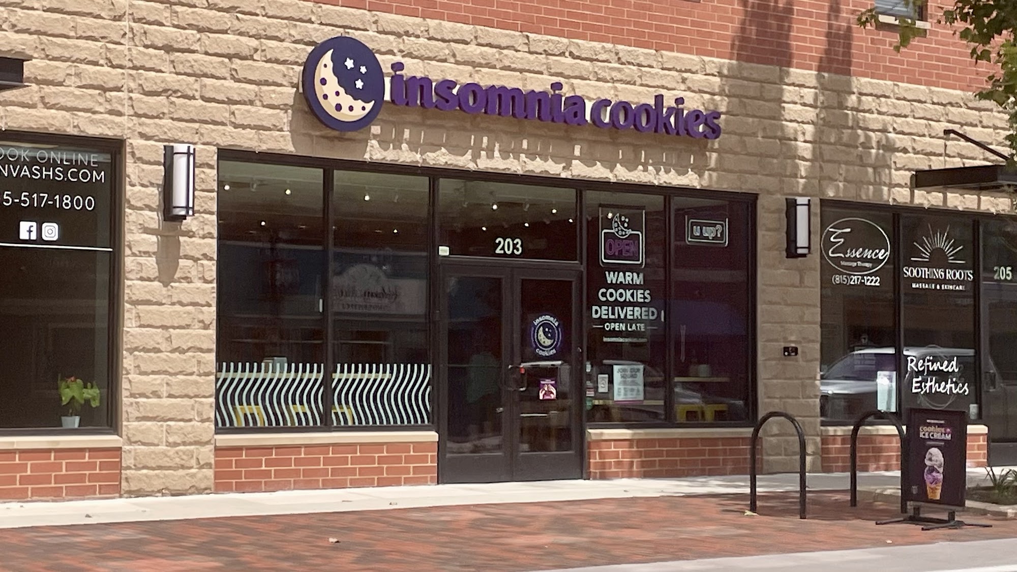 Insomnia Cookies