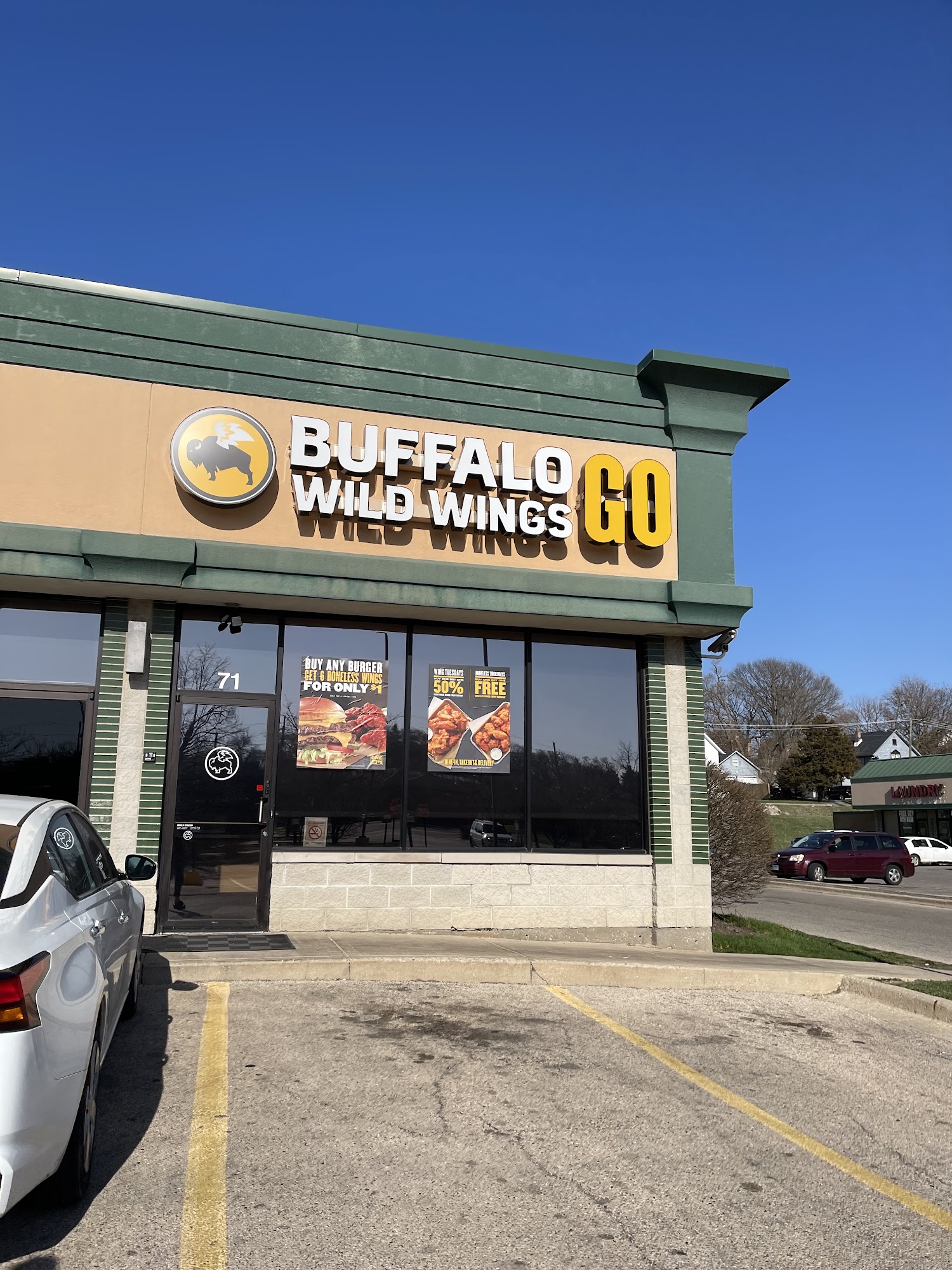 Buffalo Wild Wings 'GO'