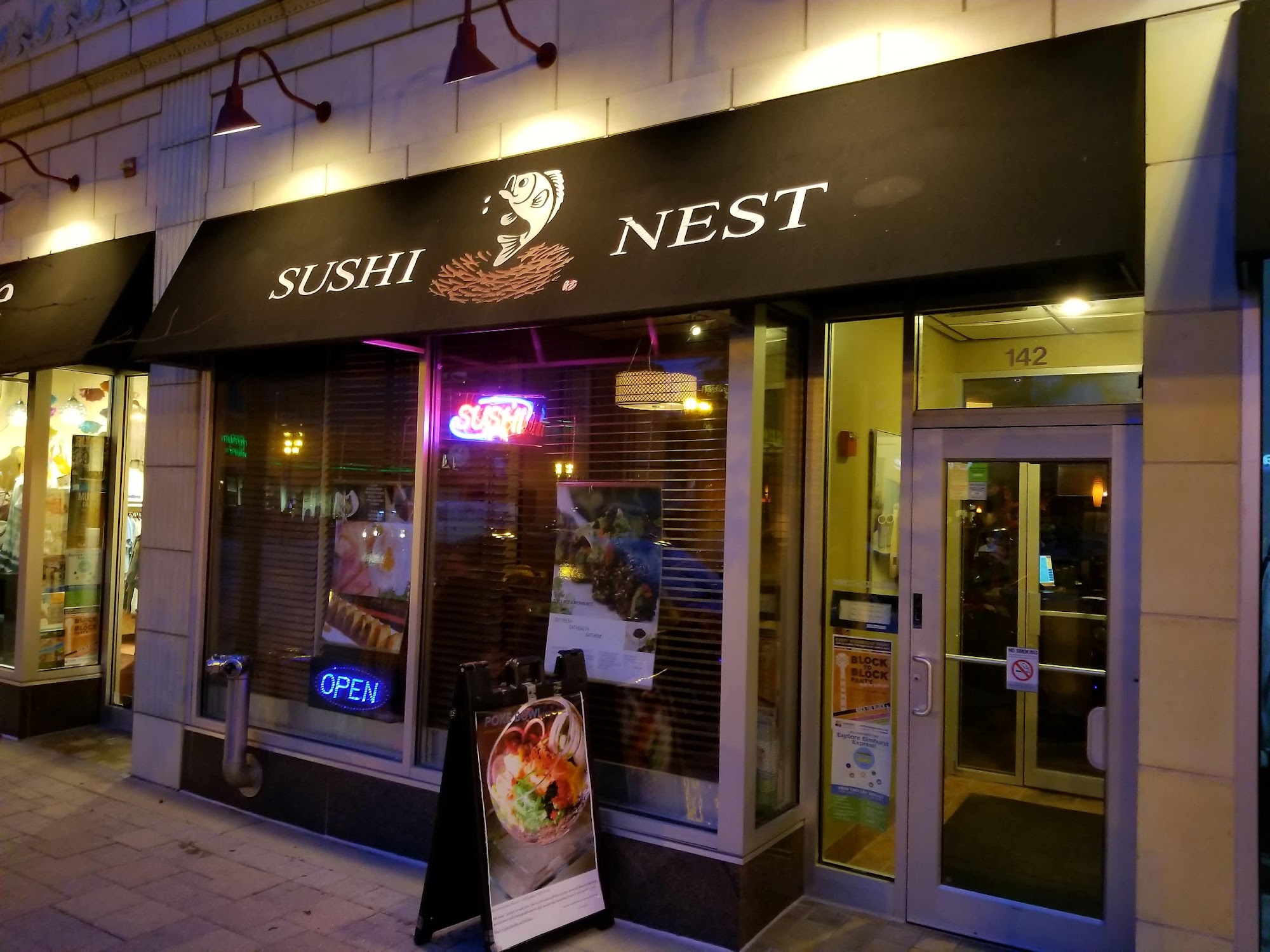 Sushi Nest