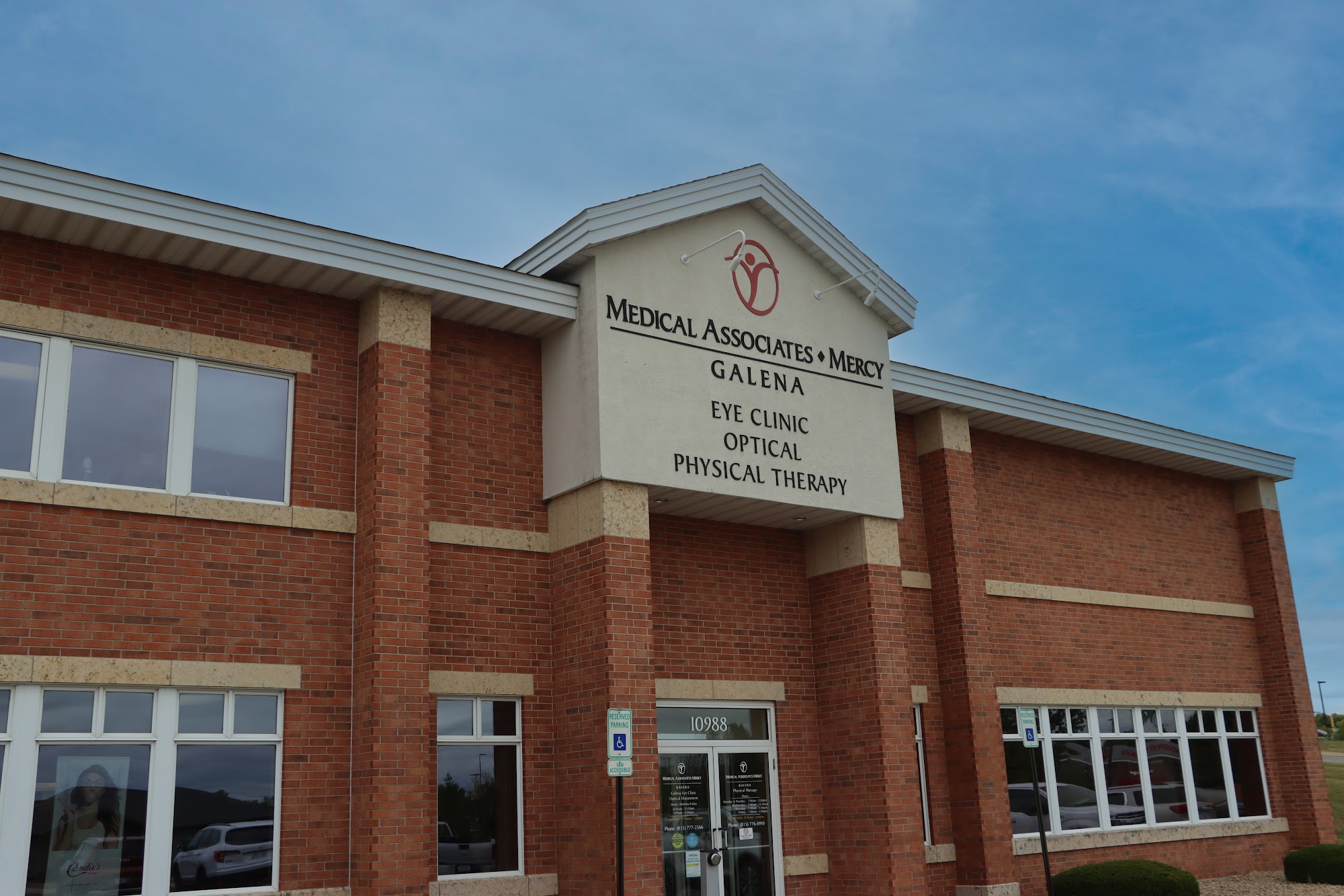 Medical Associates Clinic | Galena 10988 Bartell Blvd, Galena Illinois 61036