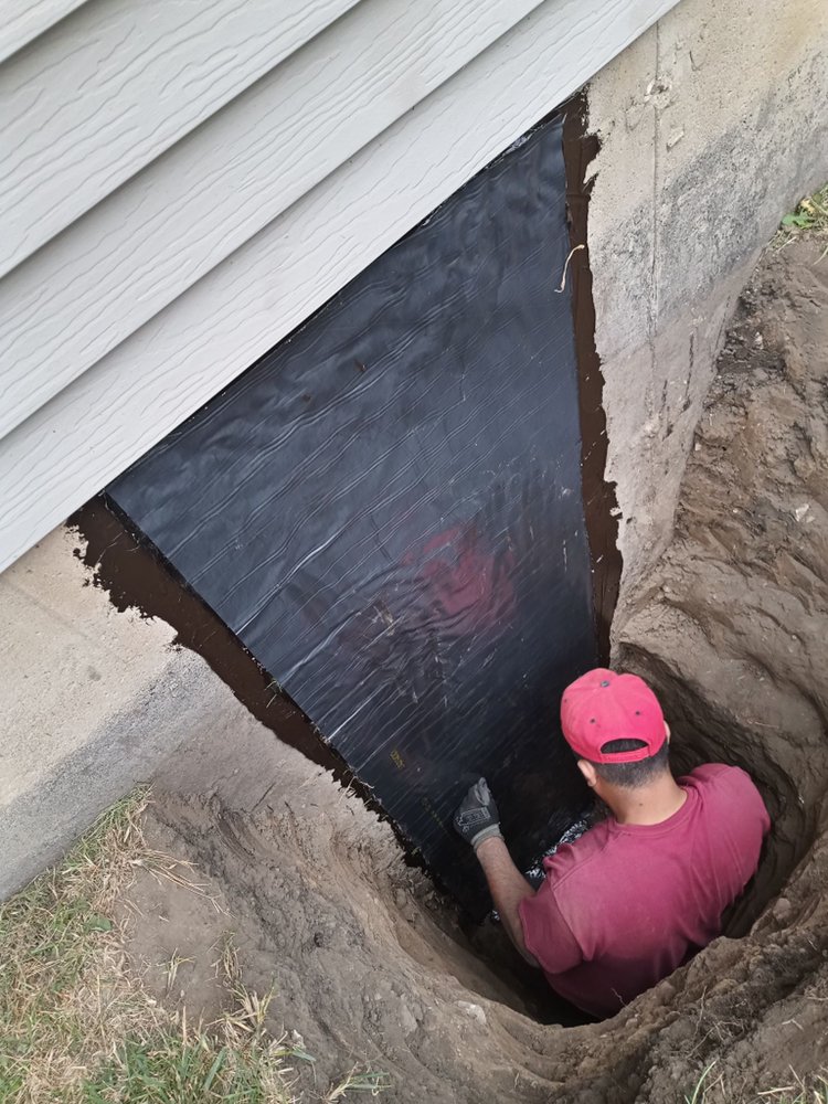L&P BASEMENT WATERPROOFING LLC AND FOUNDATION CRACK REPAIR INSURANCE & BONDED 272 E Lincoln Ave, Glendale Heights Illinois 60139