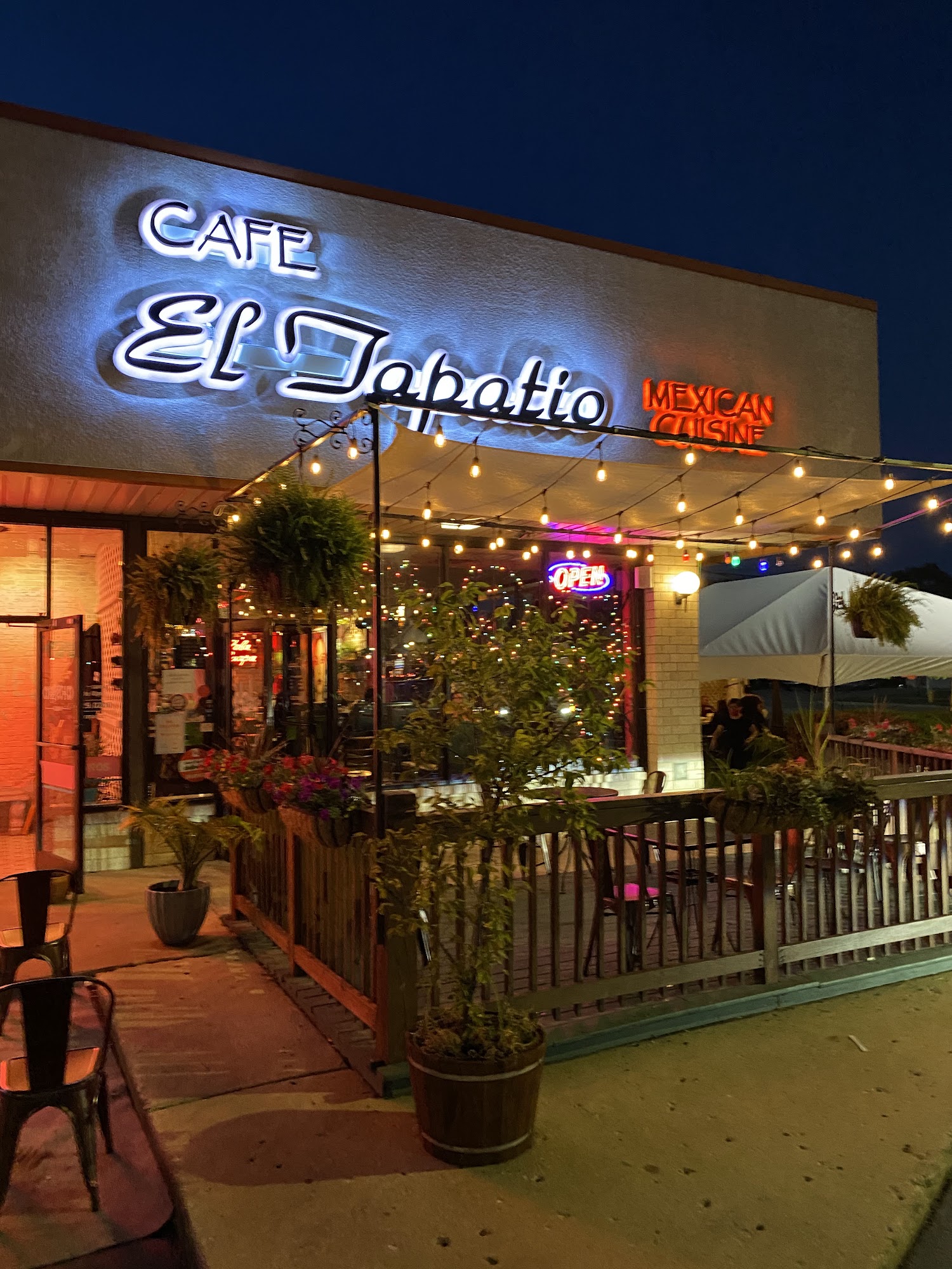 Cafe El Tapatio