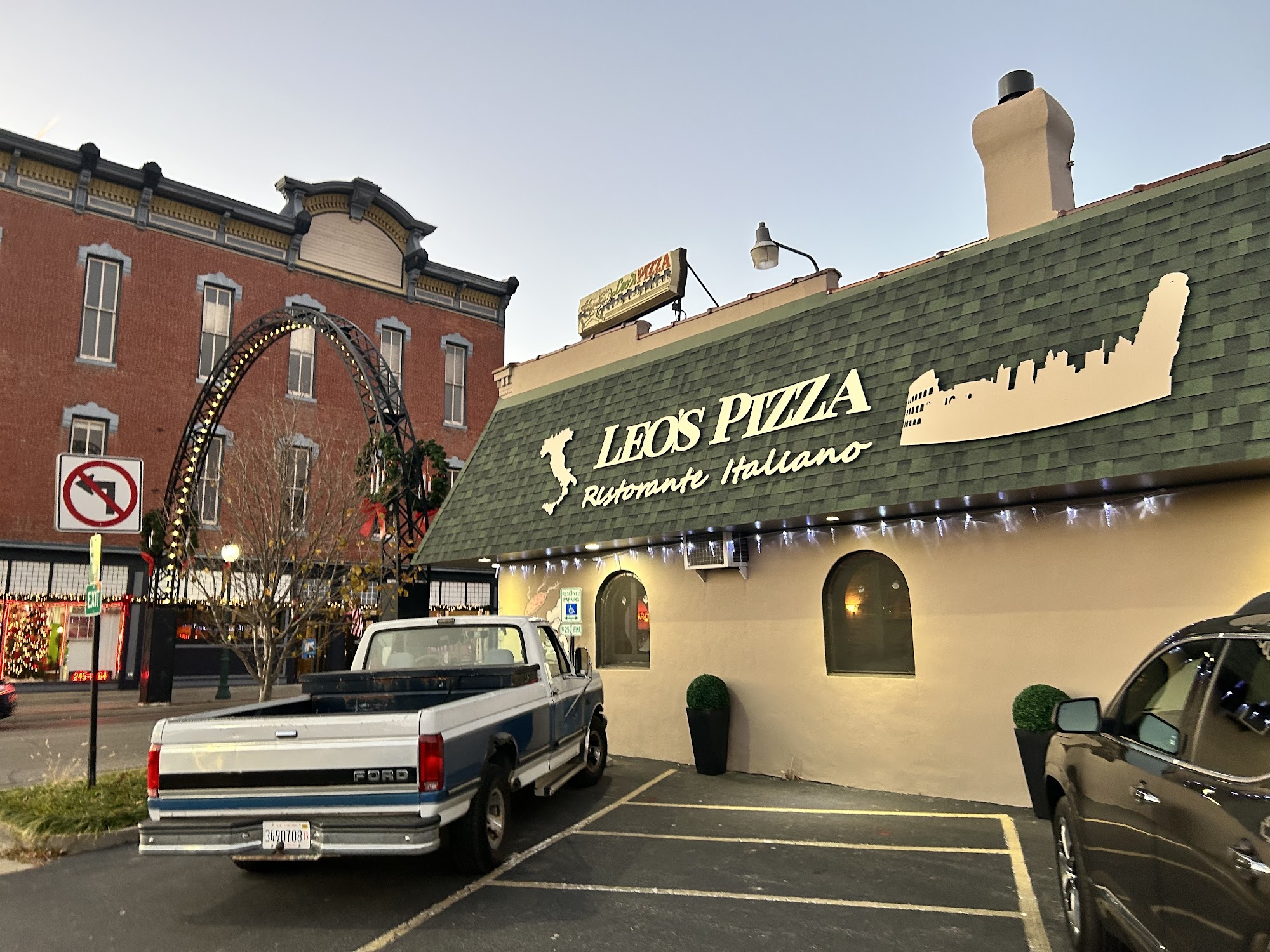 Leo's Pizza