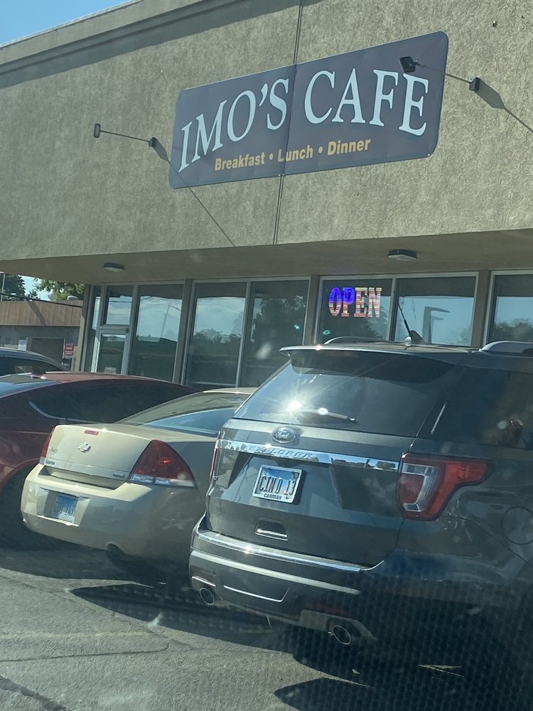 Imo's Cafe Lincoln
