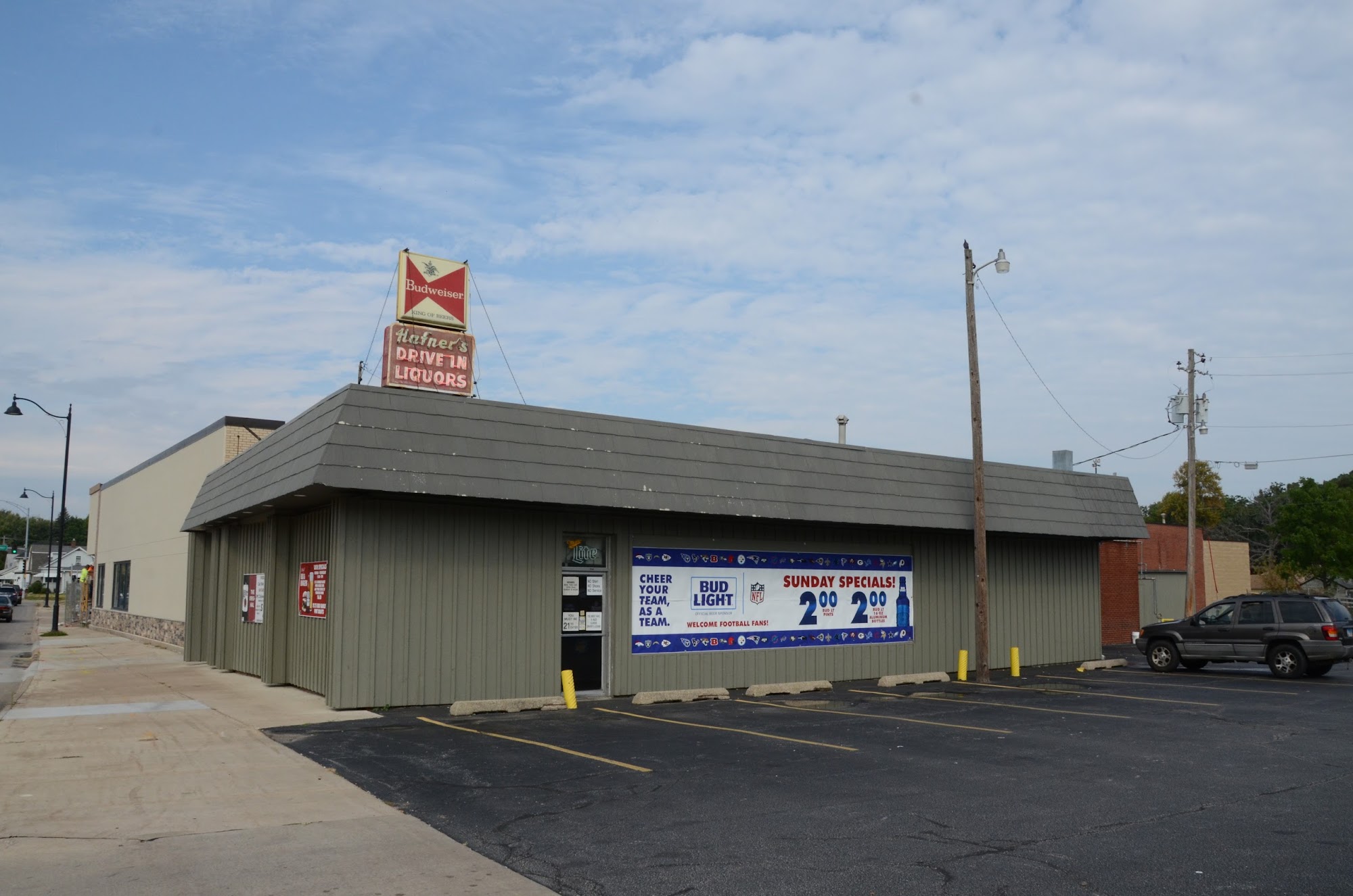 Hafner's Tavern & Liquor Store