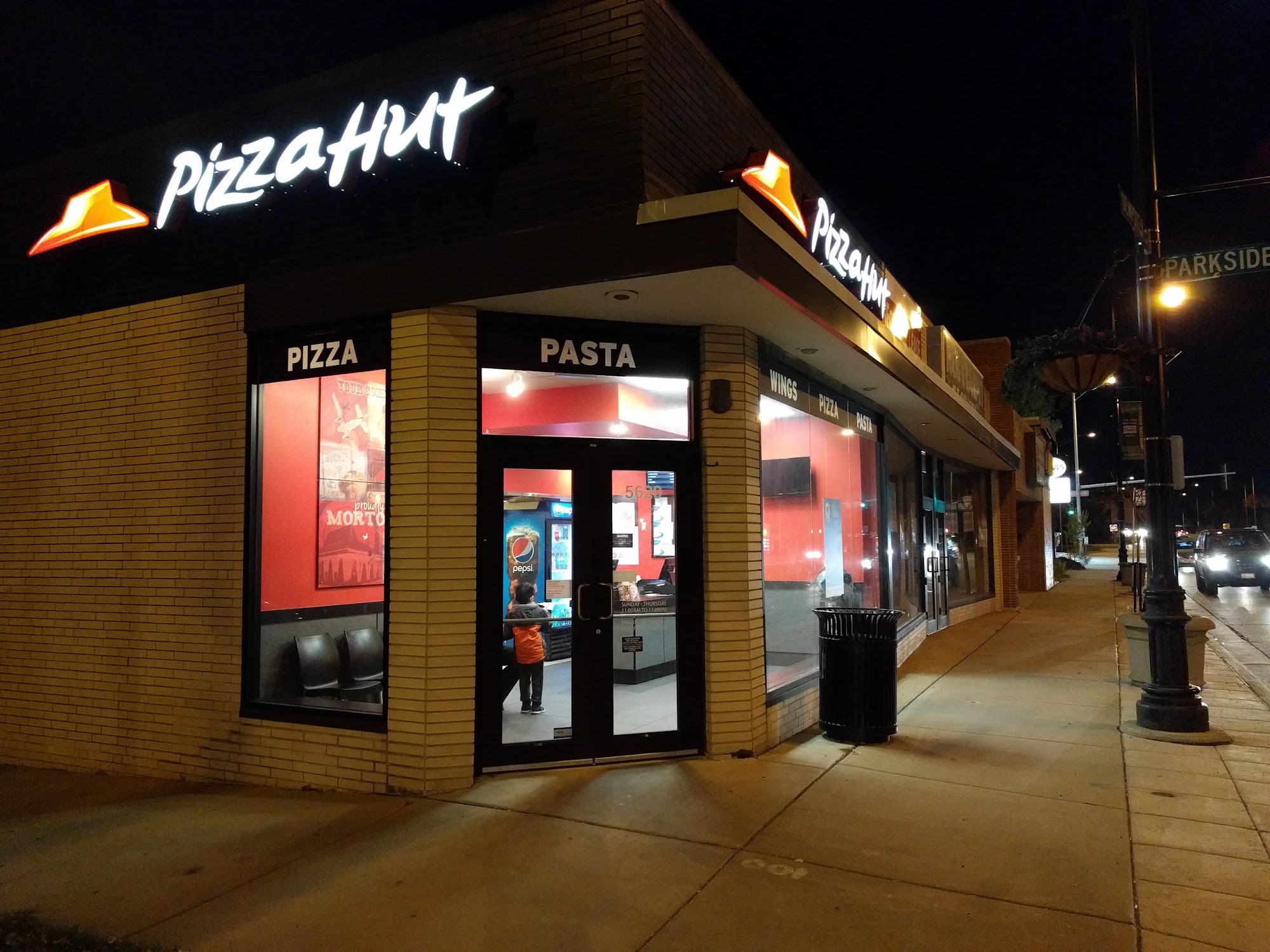 Pizza Hut