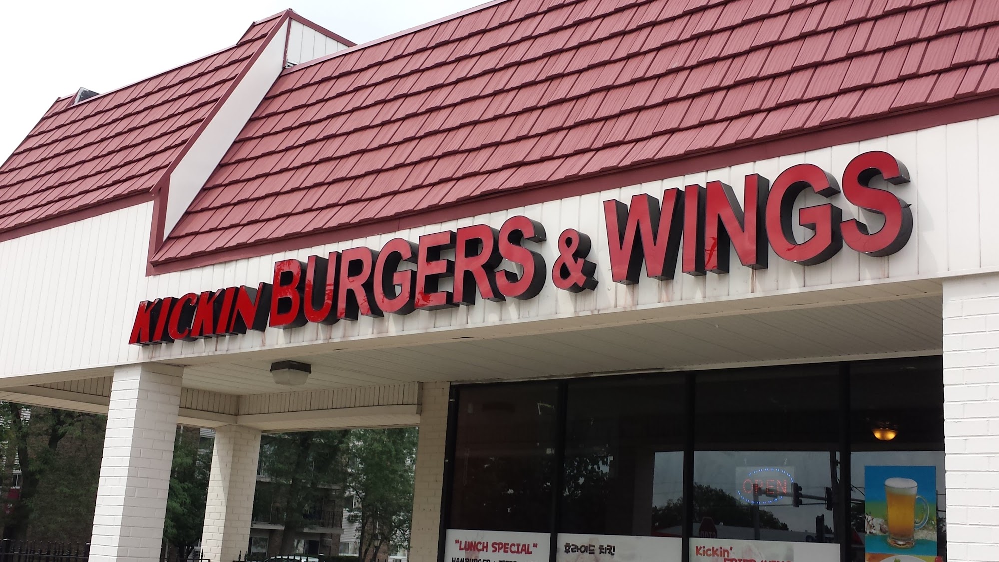 Kickin Burgers and Wings