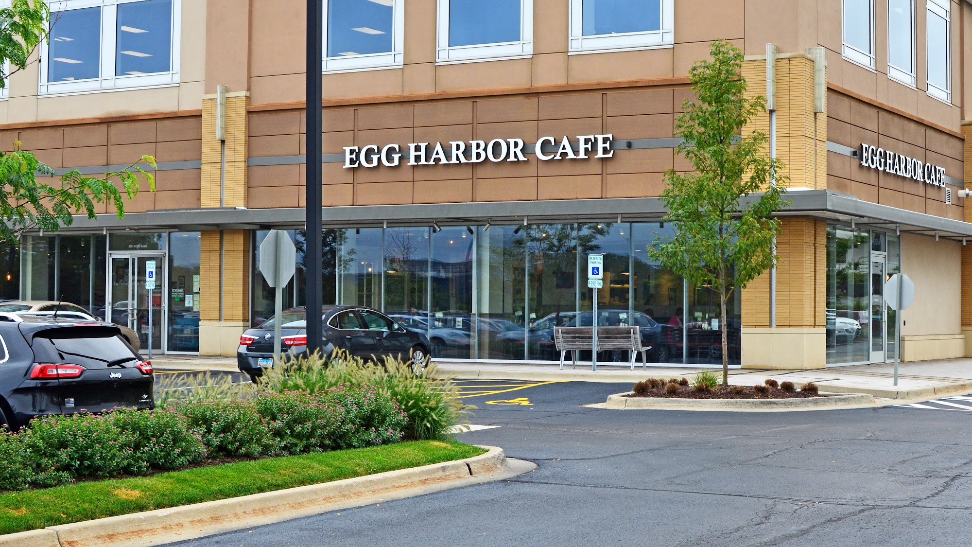 Egg Harbor Cafe