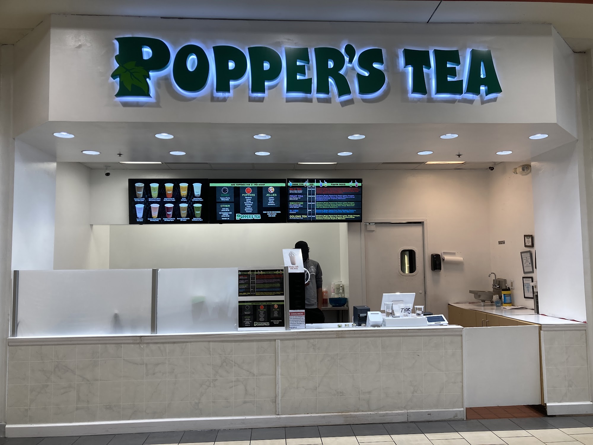 Poppers Tea