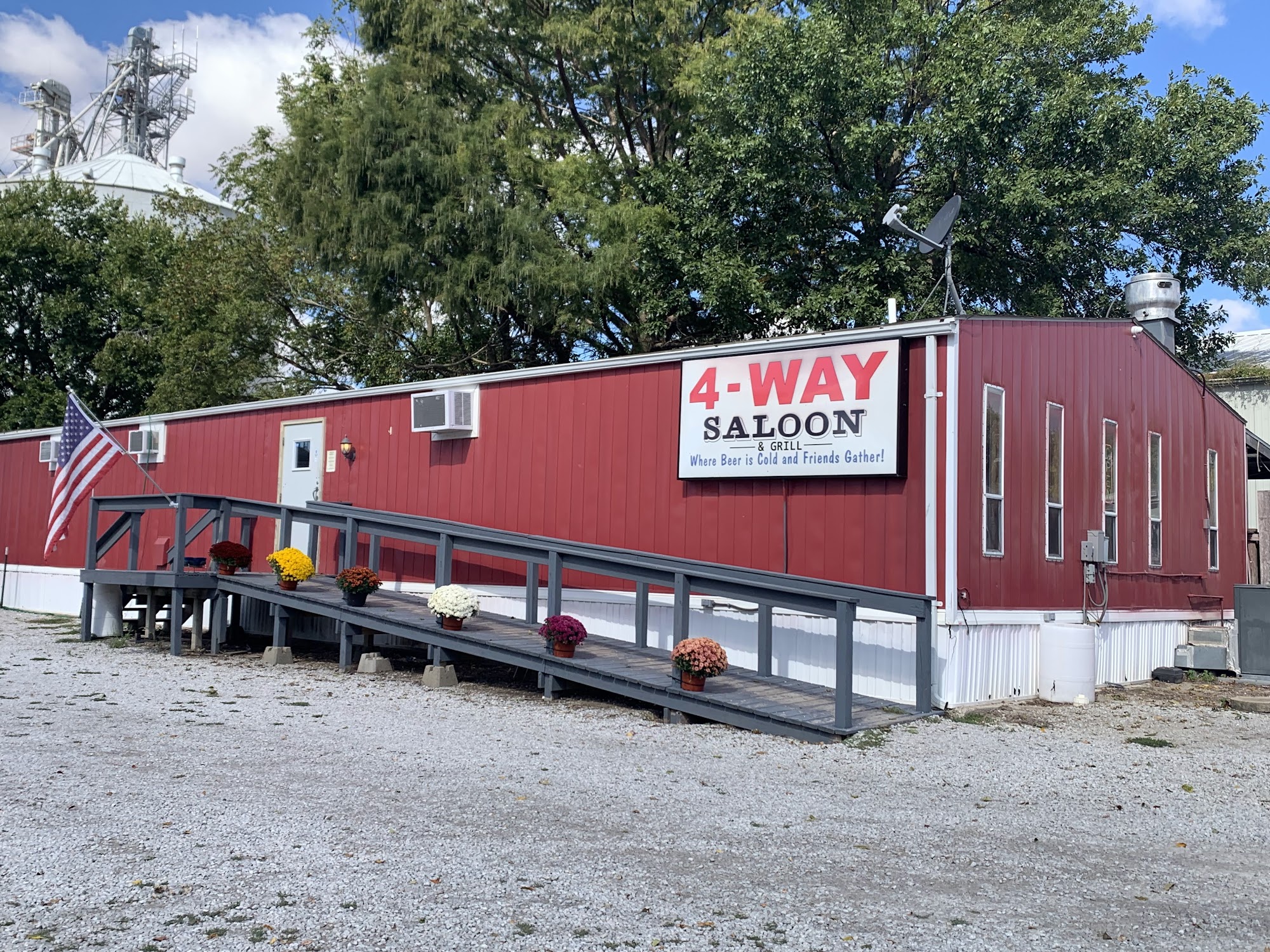 4 Way Saloon