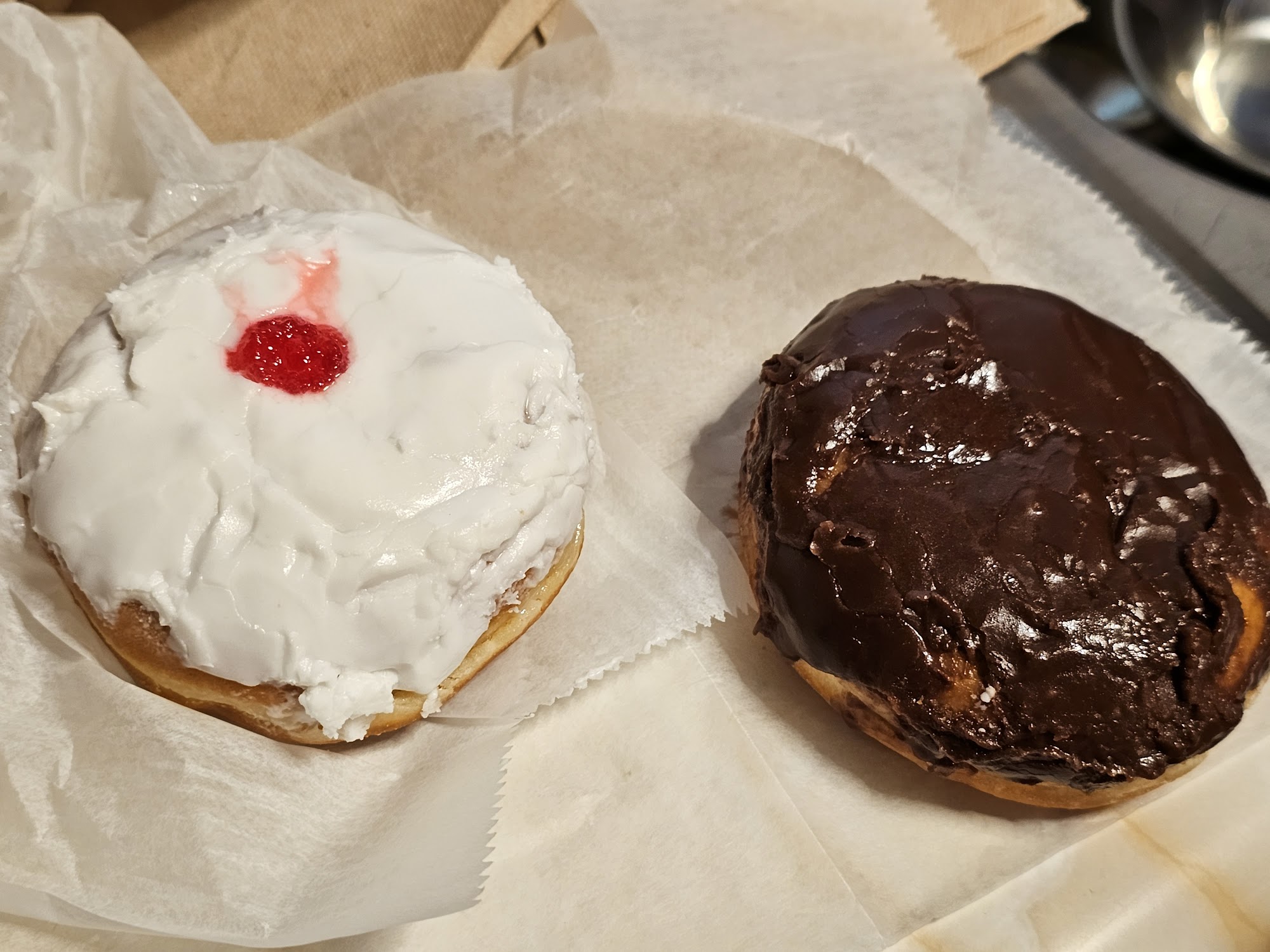 Mel-O-Cream Donuts