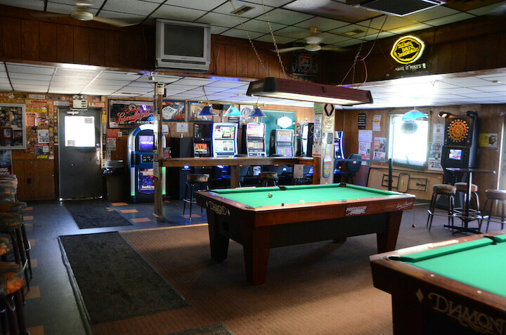 Snooker's Sports Bar & Grill