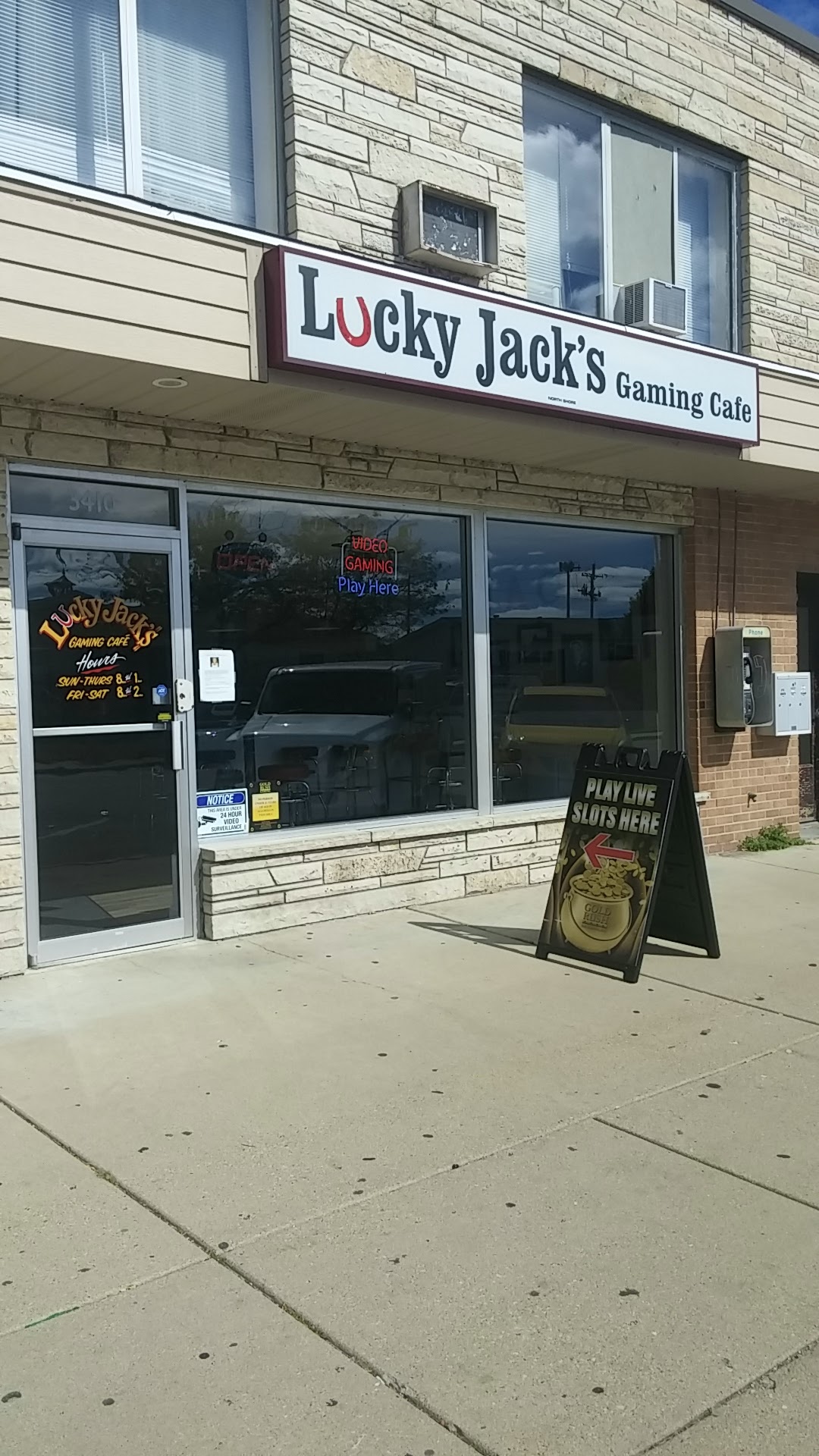 Lucky Jack's Gaming Cafe