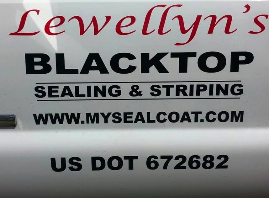 Lewellyn's Blacktop Sealing 8905 IN-62, Charlestown Indiana 47111