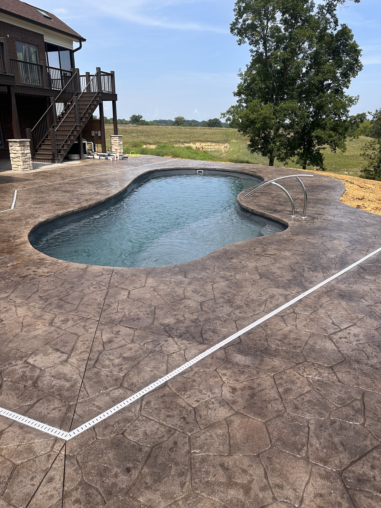 Wetscapes Fiberglass Pools 6437 Anna Louise Dr, Charlestown Indiana 47111