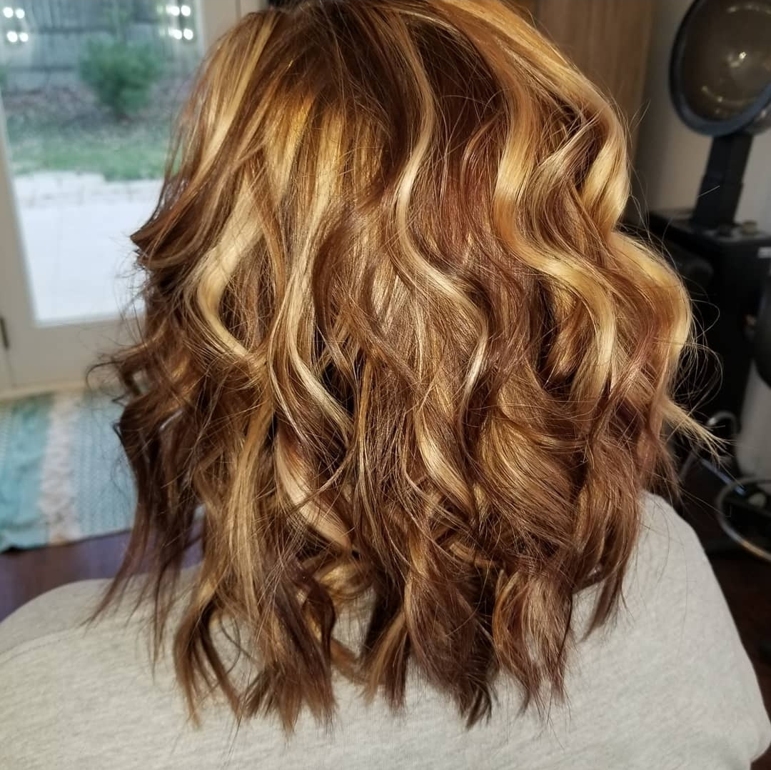 Waves Salon 79 Orchard Ln, Danville Indiana 46122