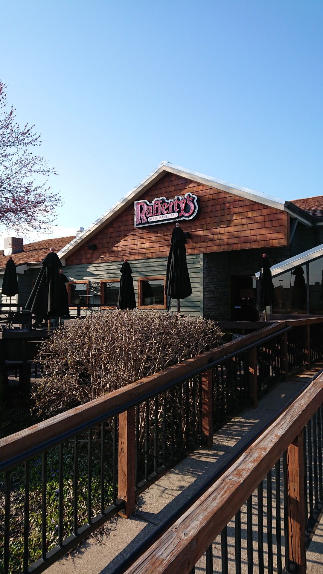 Rafferty's Restaurant & Bar