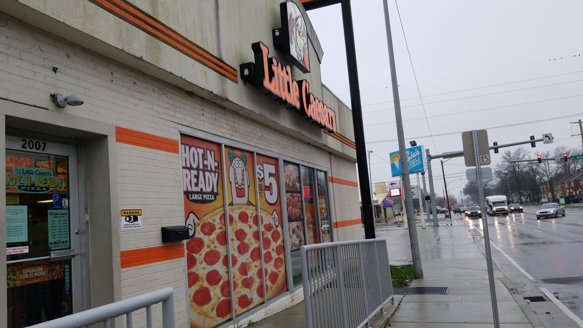 Little Caesars Pizza