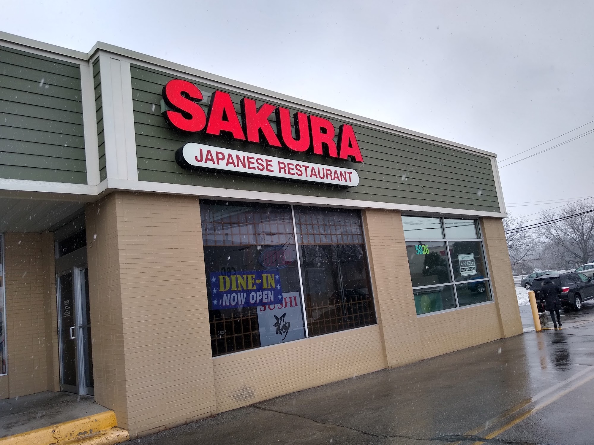 Sakura Japanese Restaurant & Sushi Bar