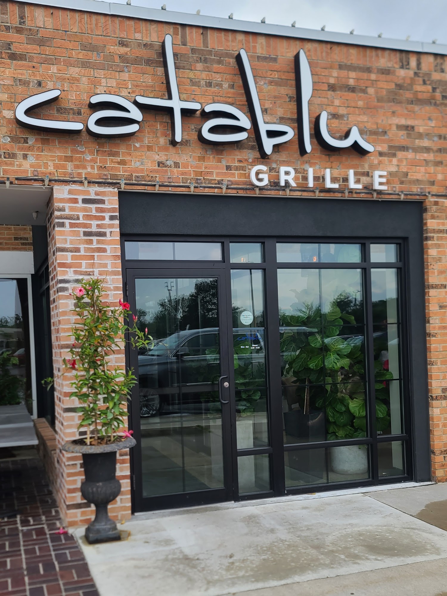 Catablu Grille