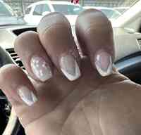Glamour Nails