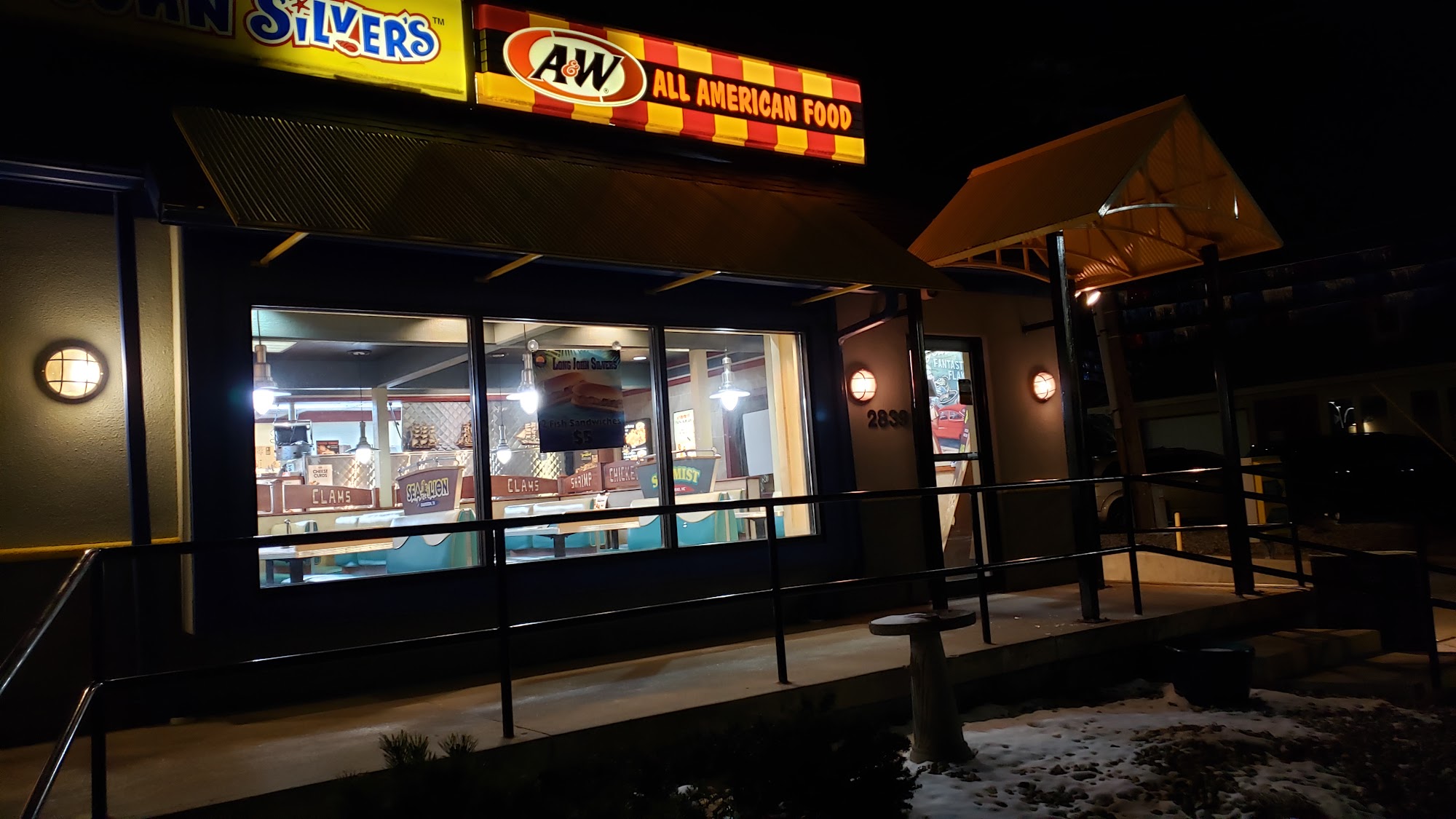 Long John Silver's | A&W