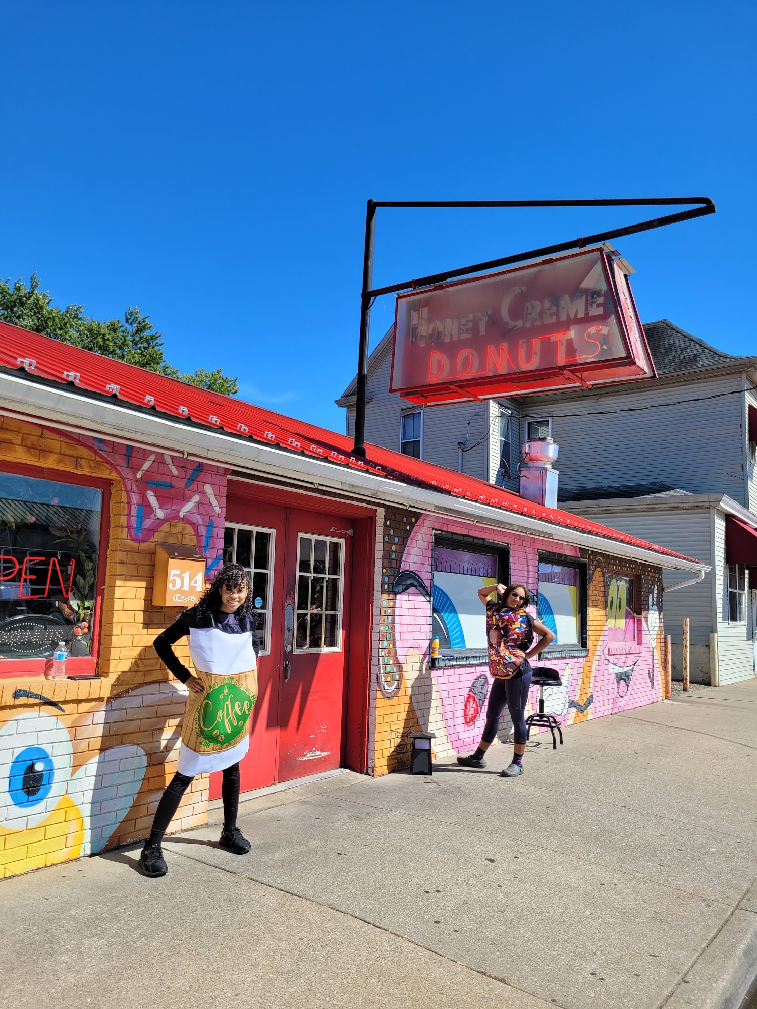 Honey Creme Donut Shop