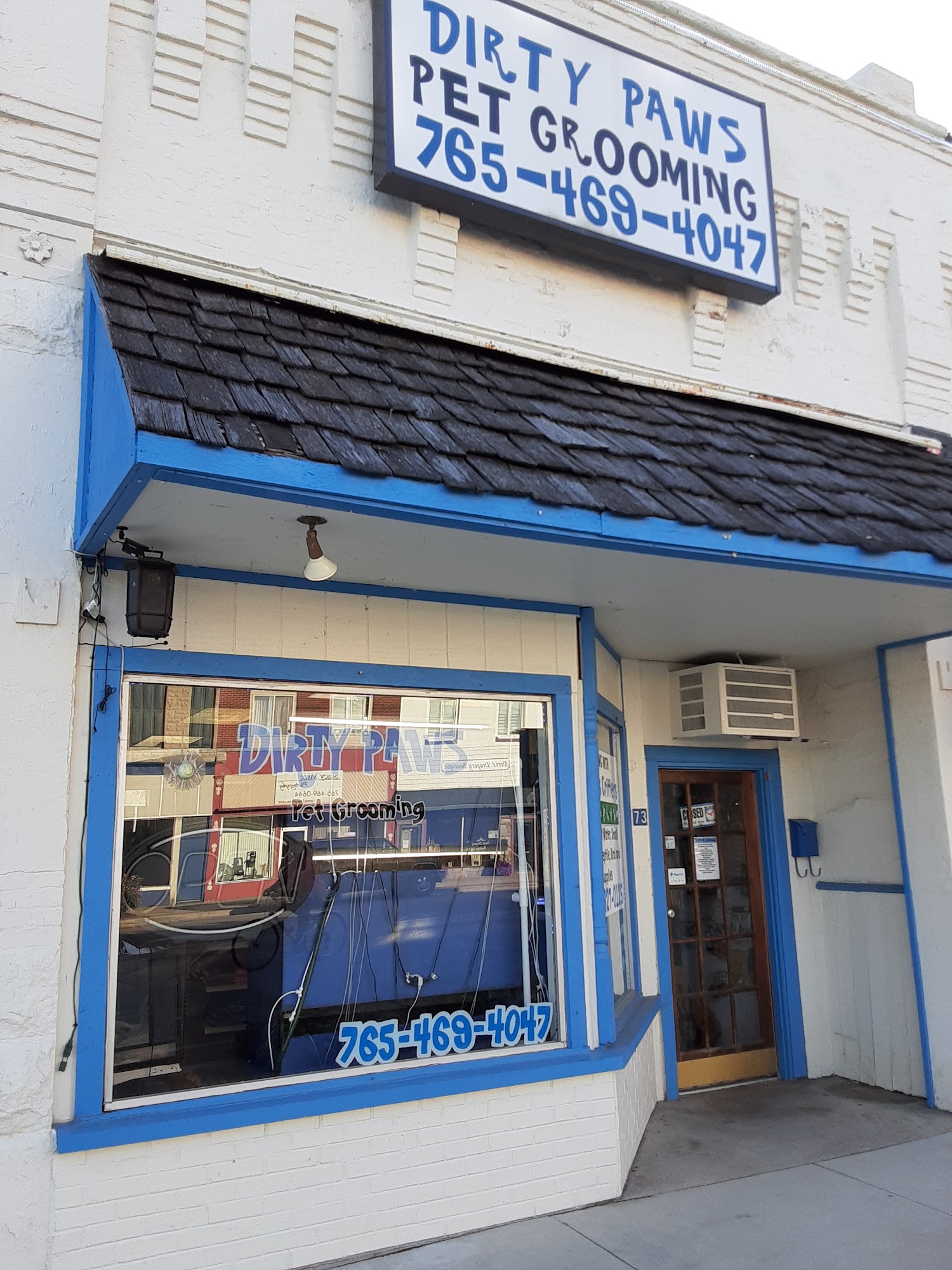 Dirty Paws Pet Shop & Grooming Peru