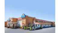 Days Inn & Suites by Wyndham Terre Haute