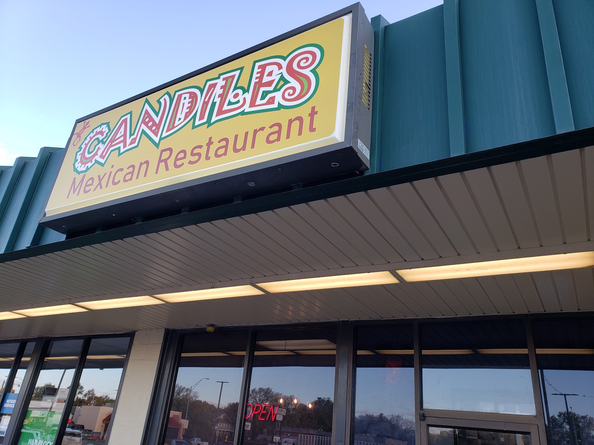 Candiles Mexican Restaurant