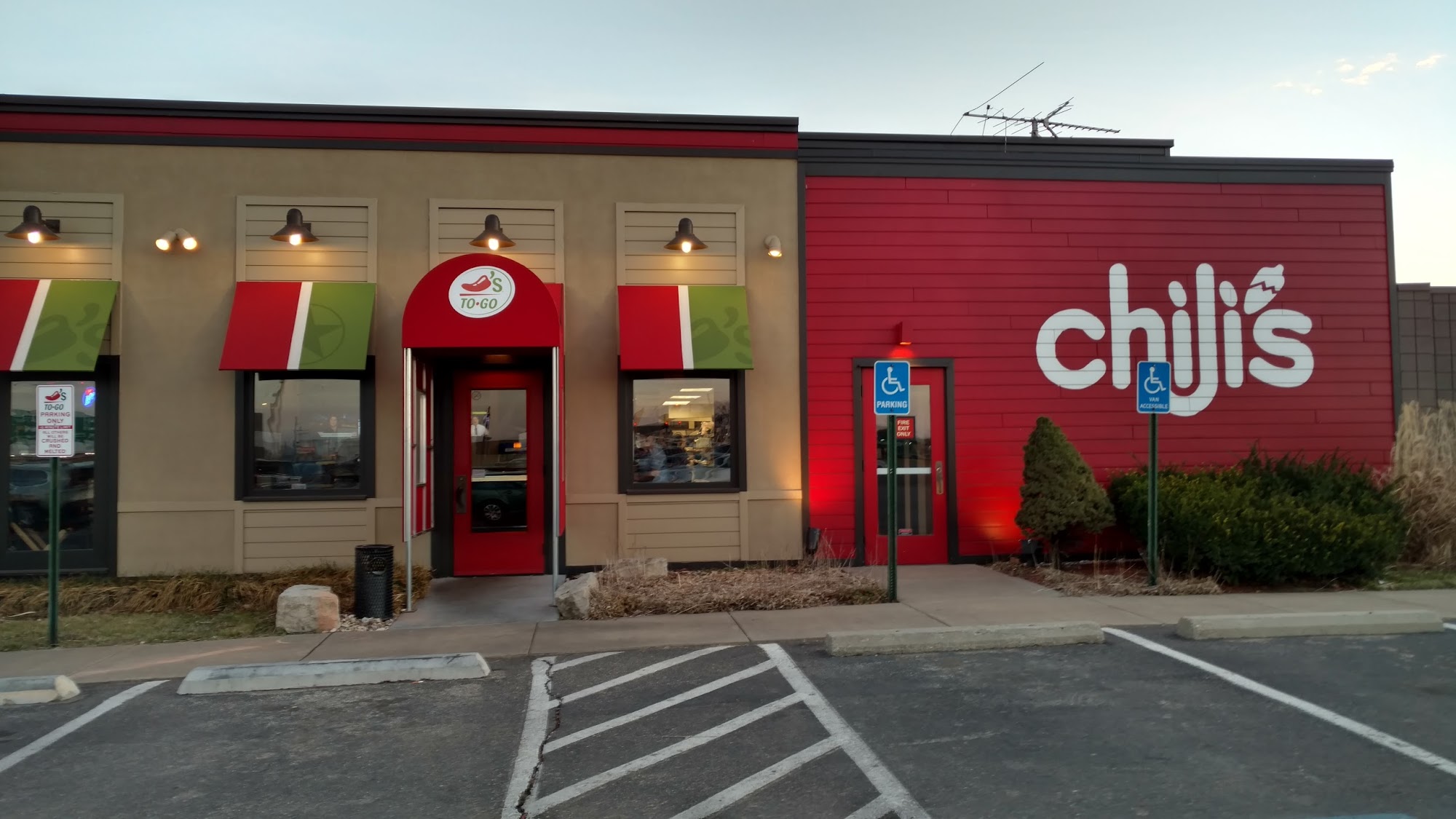 Chili's Grill & Bar