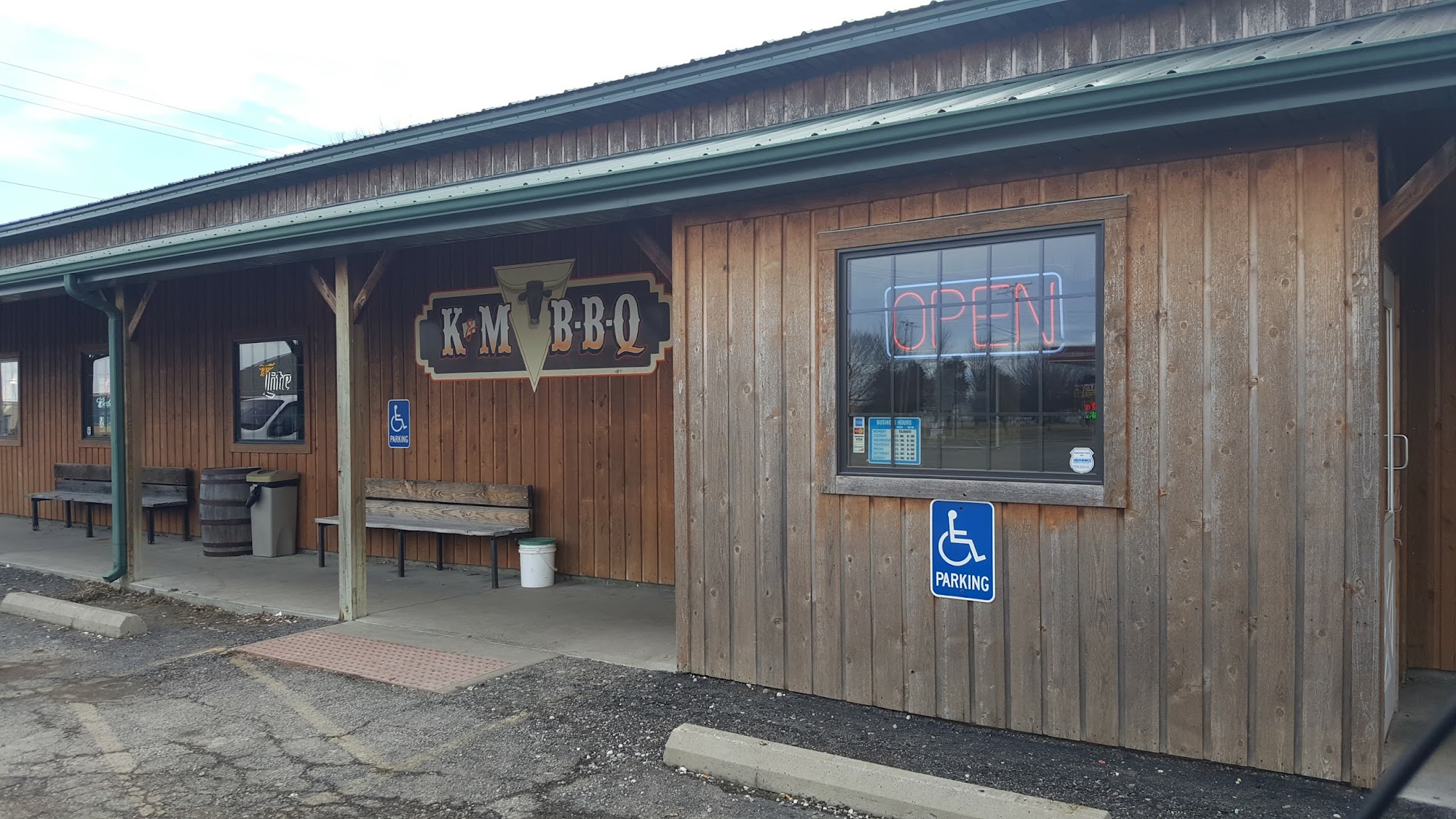 K & M Bar-B-Q