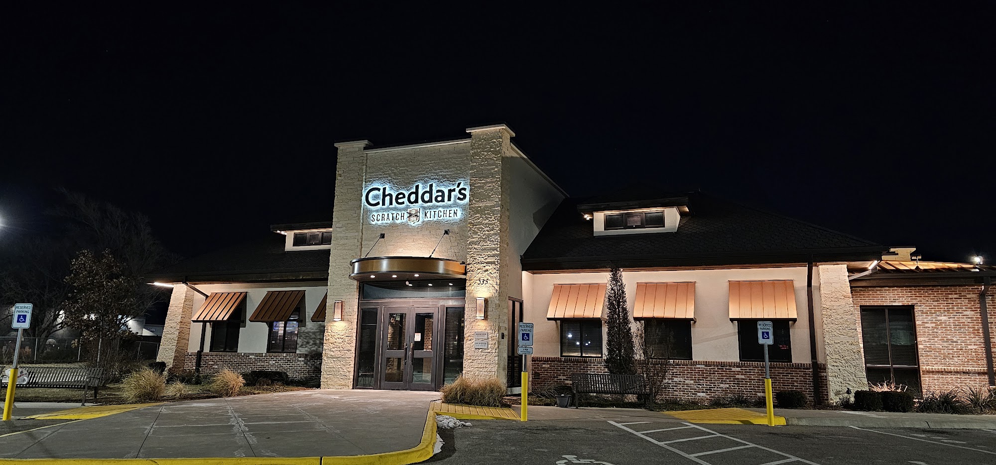 Cheddar's Scratch Kitchen